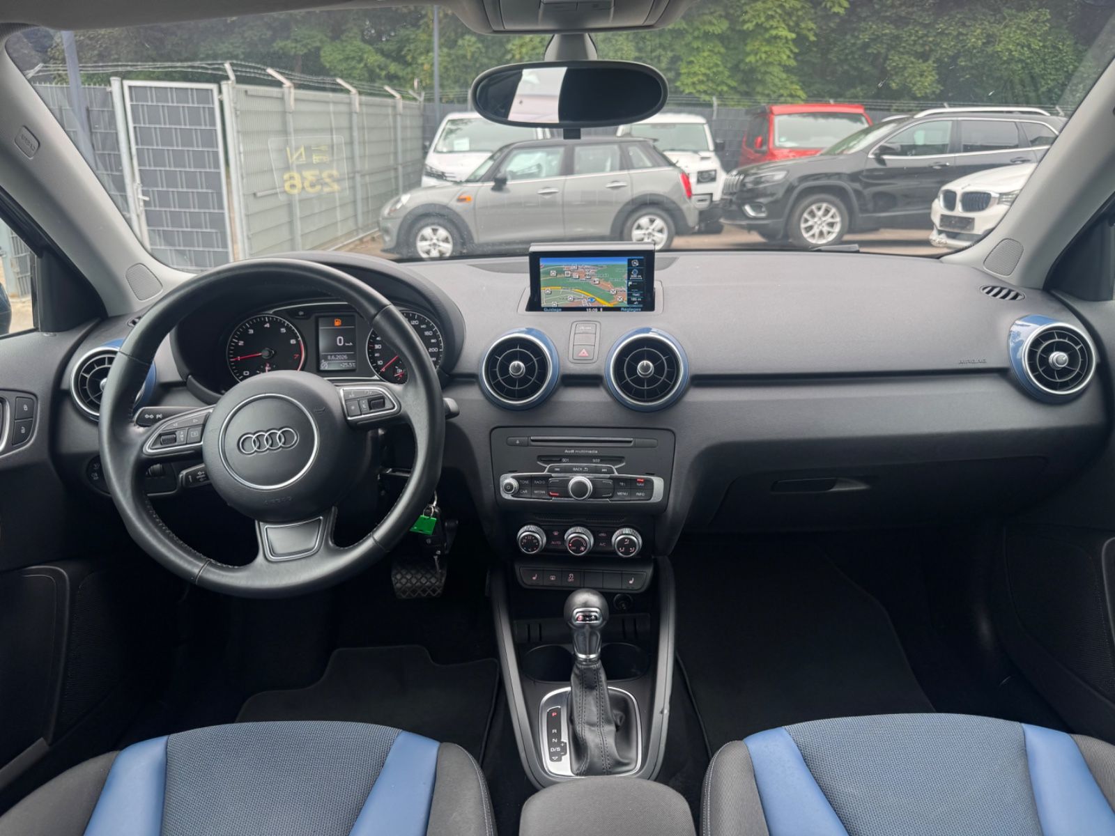 Fahrzeugabbildung Audi A1 SPORTBACK SPORT *AUT*KLIMA*SHZ*LED*NAVI*