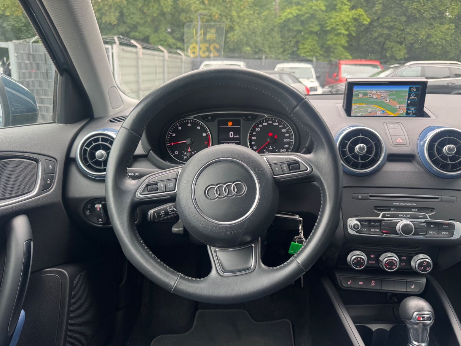 Fahrzeugabbildung Audi A1 SPORTBACK SPORT *AUT*KLIMA*SHZ*LED*NAVI*