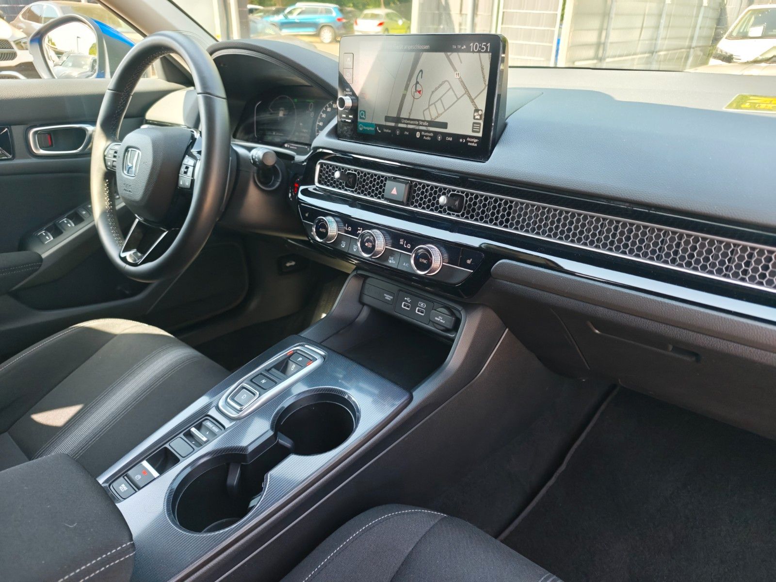 Fahrzeugabbildung Honda CIVIC LIM*ELEGANCE*AUT*LED*ACC*KAMERA*SHZ*1.HD*