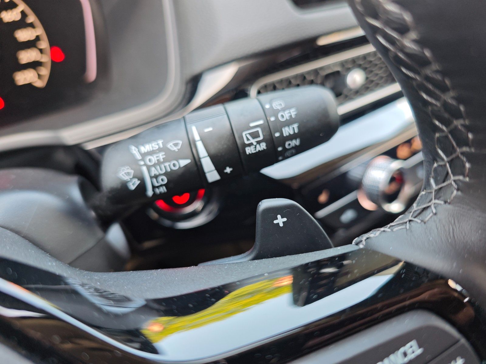 Fahrzeugabbildung Honda CIVIC LIM*ELEGANCE*AUT*LED*ACC*KAMERA*SHZ*1.HD*