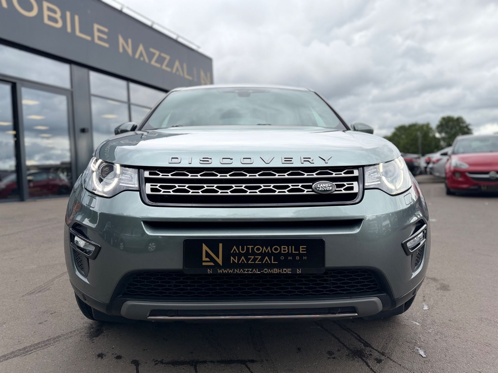 Fahrzeugabbildung Land Rover DISCOVERY SPORT SE AWD*AUT*XENON*AHK*NAVI*MERIDA