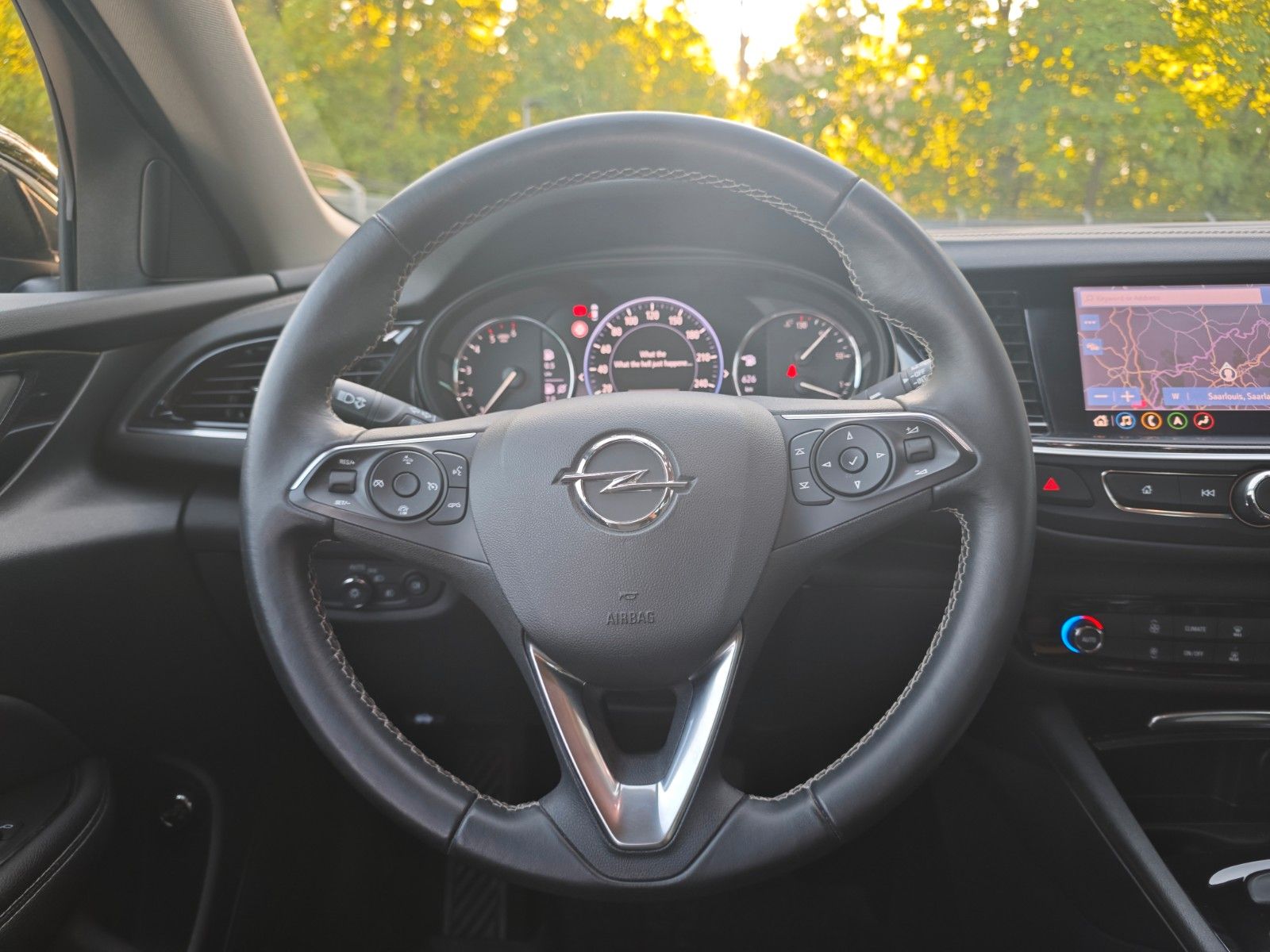 Fahrzeugabbildung Opel INSIGNIA 2.0 CDTI*LED*APPLE CAR*FACELIFT*AHK*