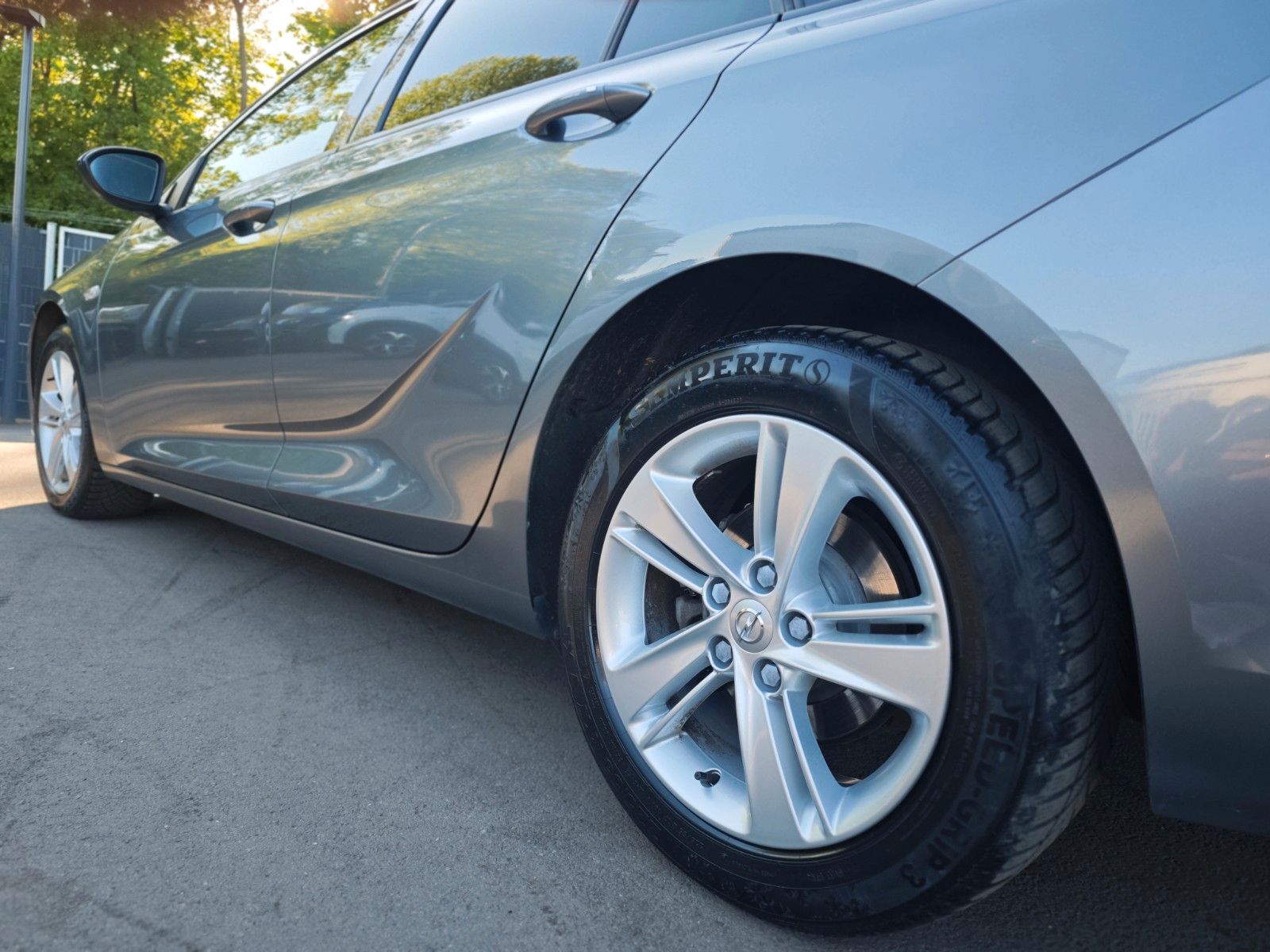Fahrzeugabbildung Opel INSIGNIA 2.0 CDTI*LED*APPLE CAR*FACELIFT*AHK*