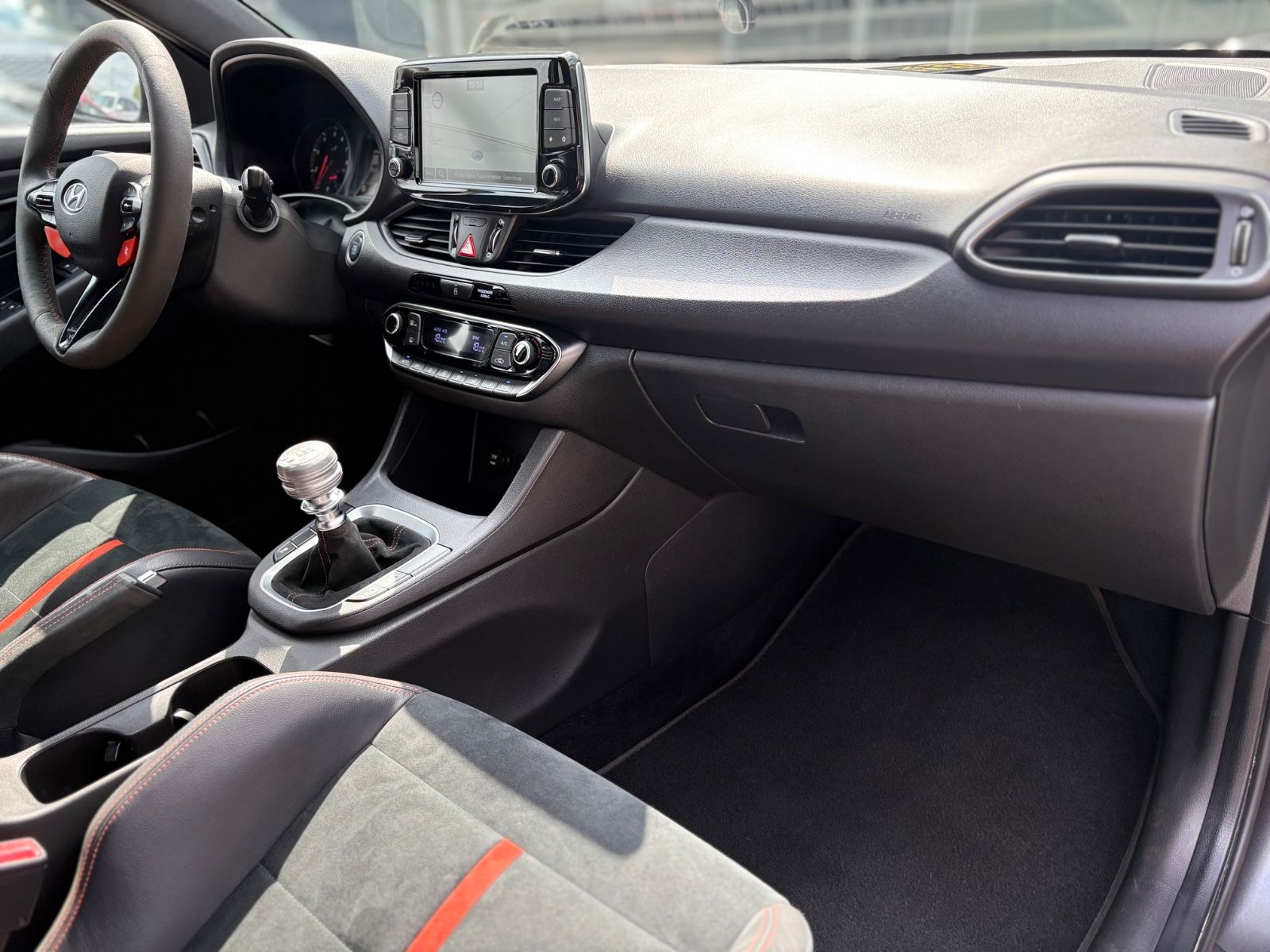 Fahrzeugabbildung Hyundai i30N PROJECT C *CARBON*MAGNESIUM FELGEN*LED*