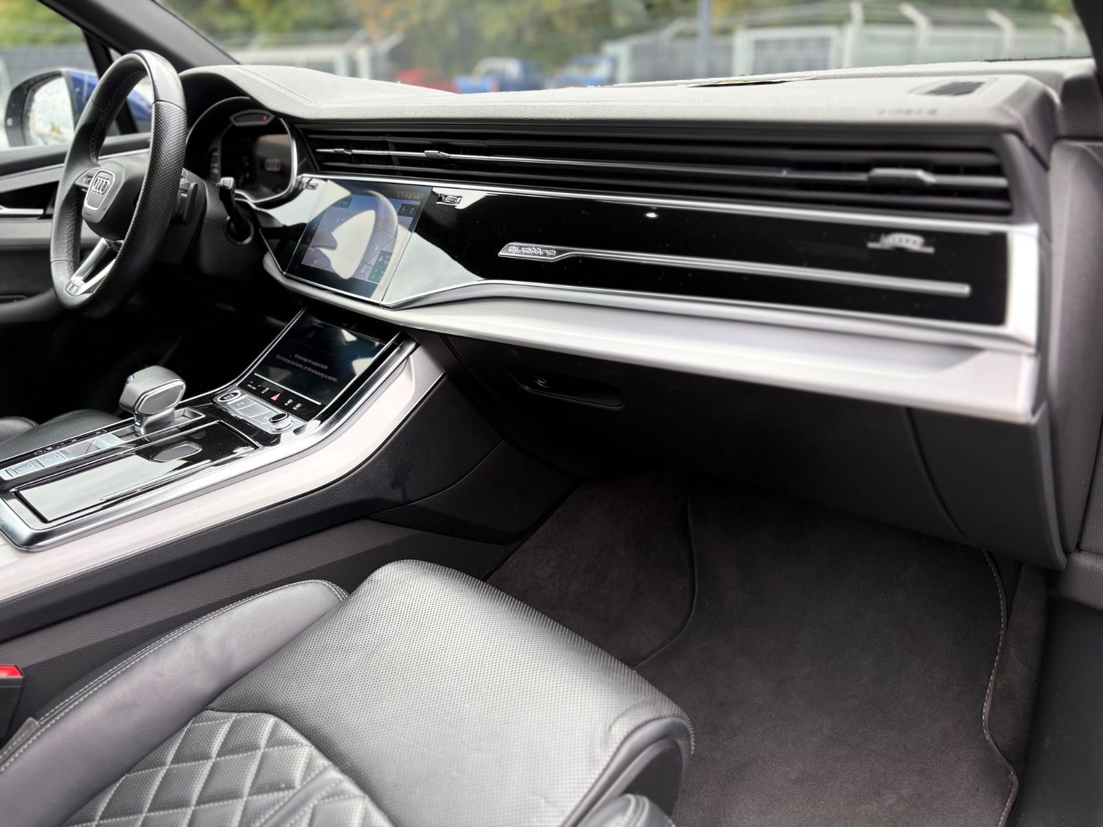 Fahrzeugabbildung Audi Q7 55 TFSIe QUATTRO S-LINE*VIRTUELL*LUFT*MASSAGE