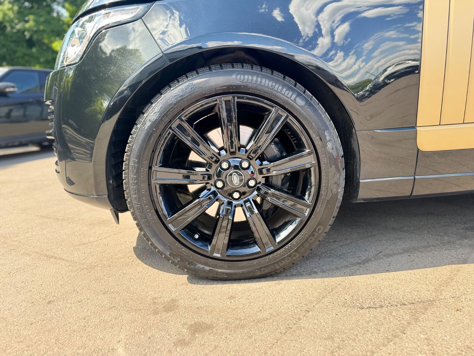 Fahrzeugabbildung Land Rover RANGE ROVER AUTOBIOGRAPHY *TV*MASSAGE*PANO.*COC*