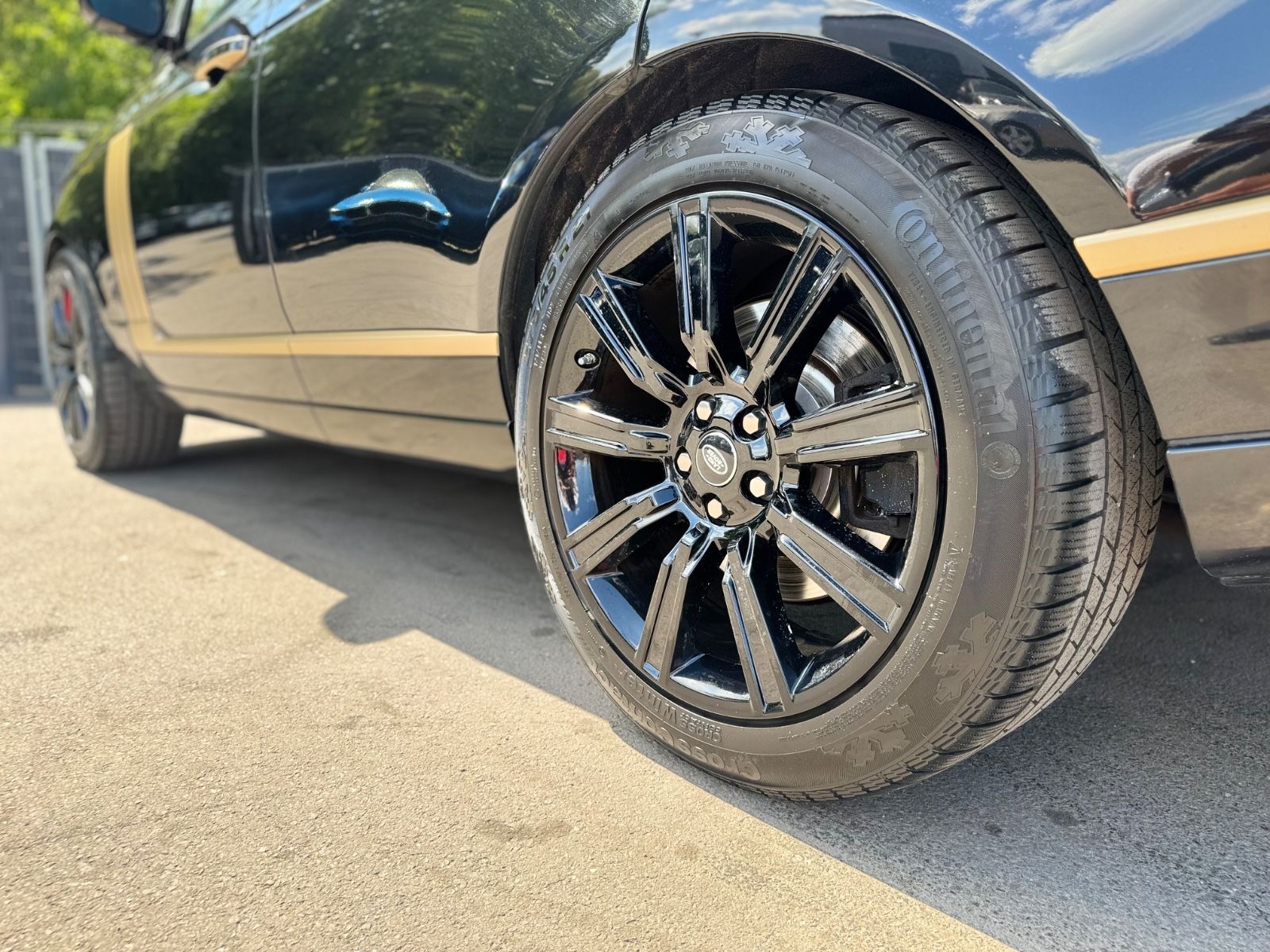Fahrzeugabbildung Land Rover RANGE ROVER AUTOBIOGRAPHY *TV*MASSAGE*PANO.*COC*