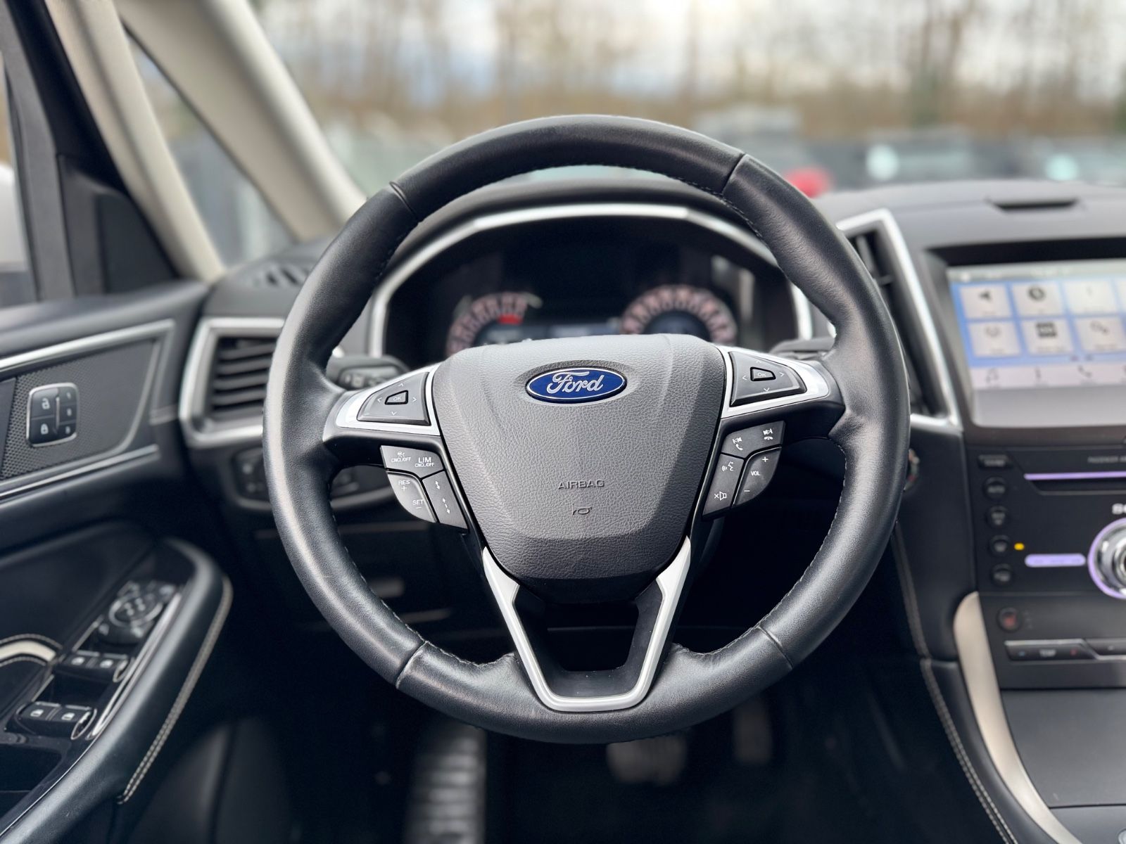 Fahrzeugabbildung Ford S-MAX VIGNALE*AUT.*VOLL-LED*KAMERA*PANORAMA*SONY