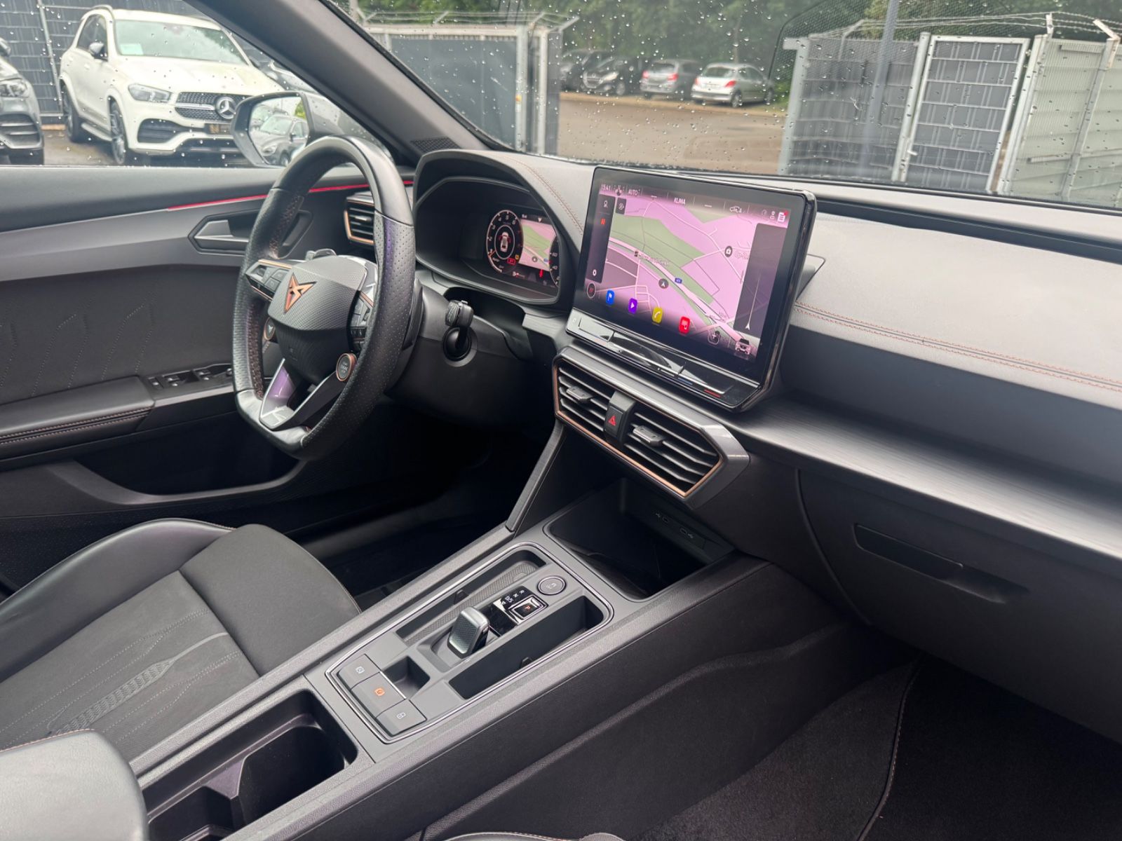 Fahrzeugabbildung CUPRA FORMENTOR VZ 4 DRIVE*AUT*2.HD*LED*KAMERA*SHZ*TOP