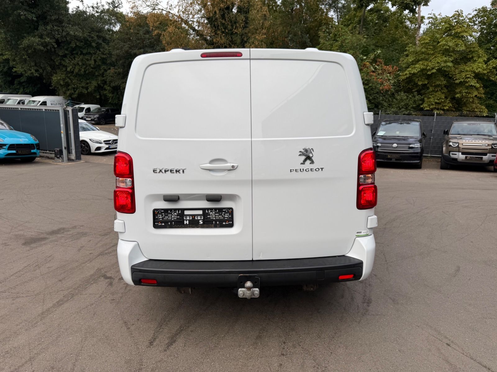 Fahrzeugabbildung Peugeot EXPERT KASTEN PREMIUM TWINCAB EDTION L3*6.SITZER