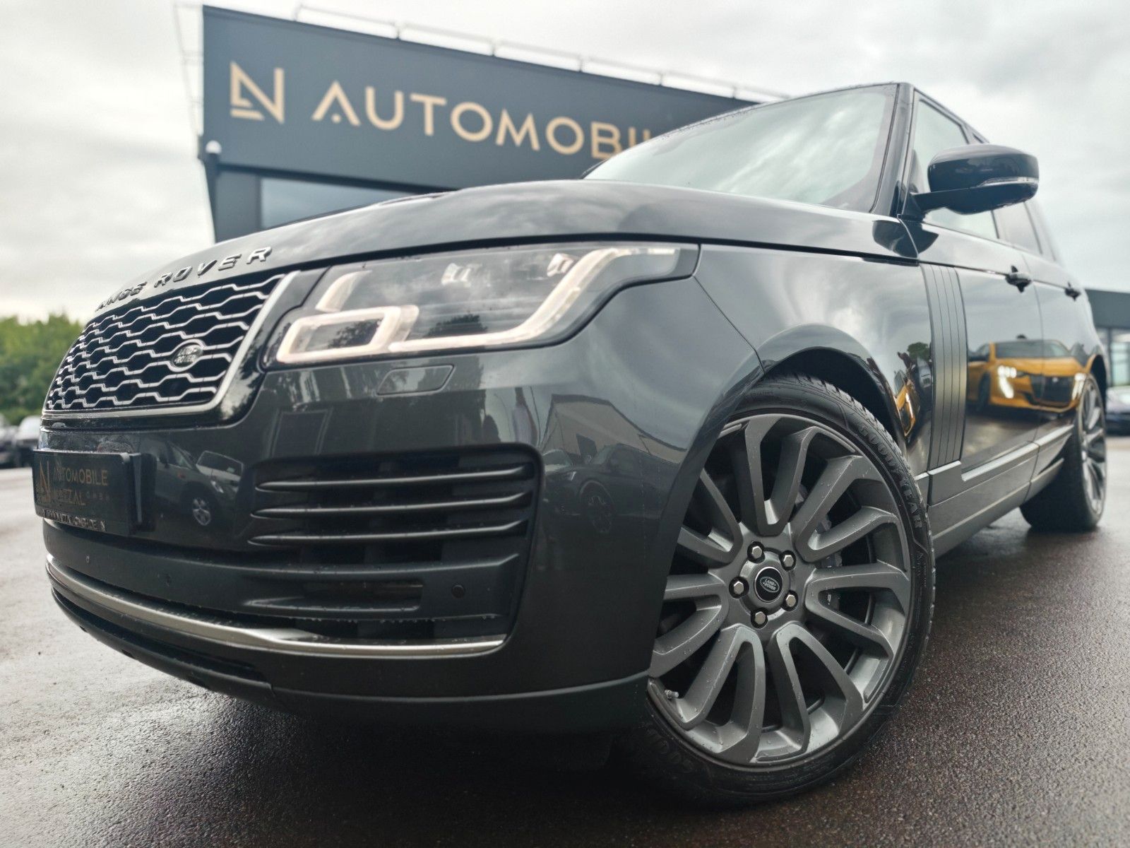 Fahrzeugabbildung Land Rover RANGE ROVER VOGUE*MERIDAN*MEMORY*V8*LUFTFEDERUNG
