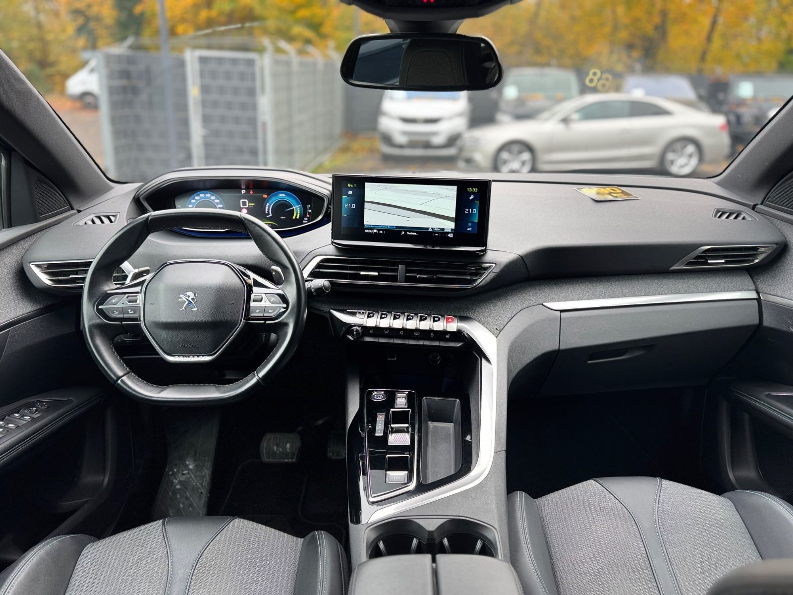 Fahrzeugabbildung Peugeot 3008 HYBRID 225 ALLURE*FACELIFT*VOLL-LED*KAMERA*