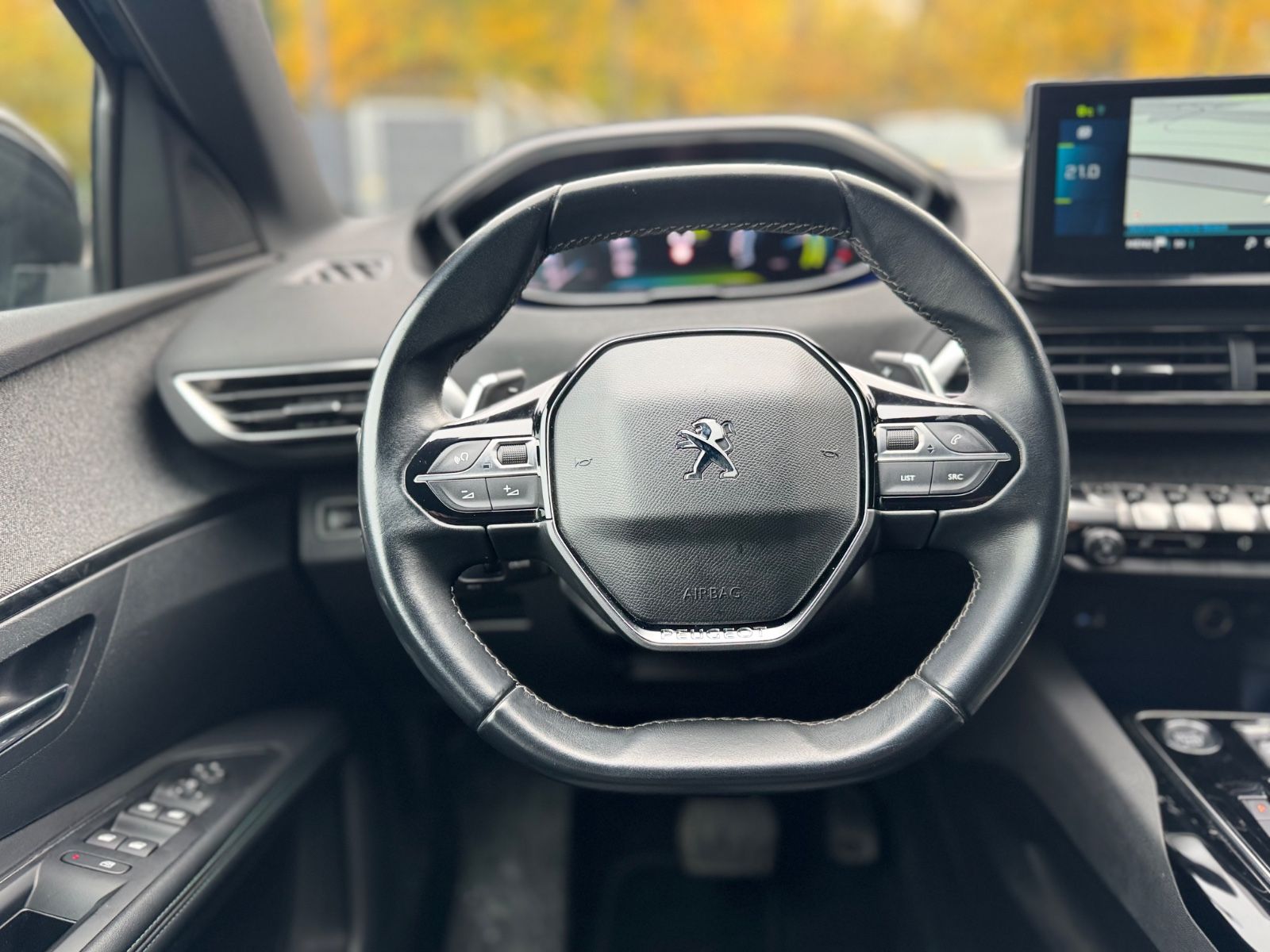 Fahrzeugabbildung Peugeot 3008 HYBRID 225 ALLURE*FACELIFT*VOLL-LED*KAMERA*