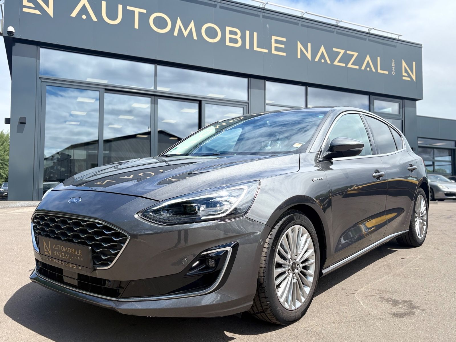Fahrzeugabbildung Ford FOCUS VIGNALE *1.HAND*HEAD-UP*KAMERA*NAVI*