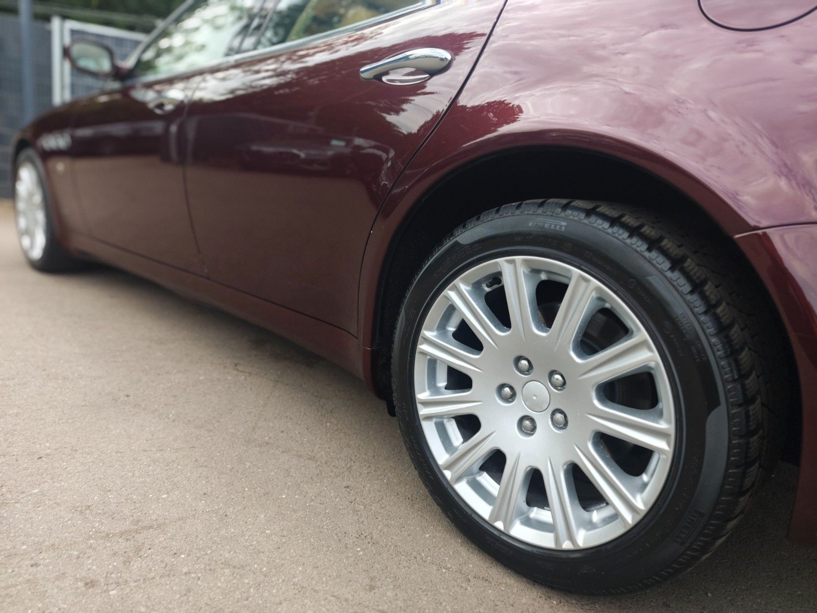 Fahrzeugabbildung Maserati QUATTROPORTE 4,2 *2.HD*COC*AUT*HISTORIE MASERATI