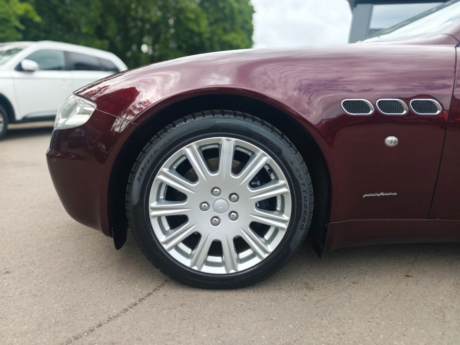 Fahrzeugabbildung Maserati QUATTROPORTE 4,2 *2.HD*COC*AUT*HISTORIE MASERATI