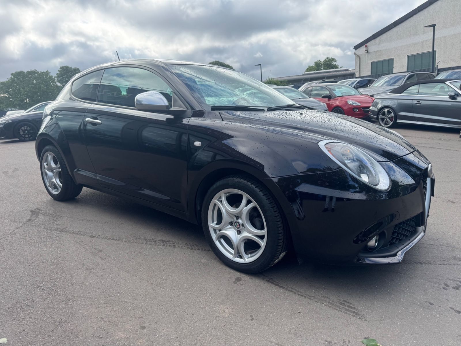 Fahrzeugabbildung Alfa Romeo MITO SUPER *8-FACH*PDC*KLIMA*ALU*