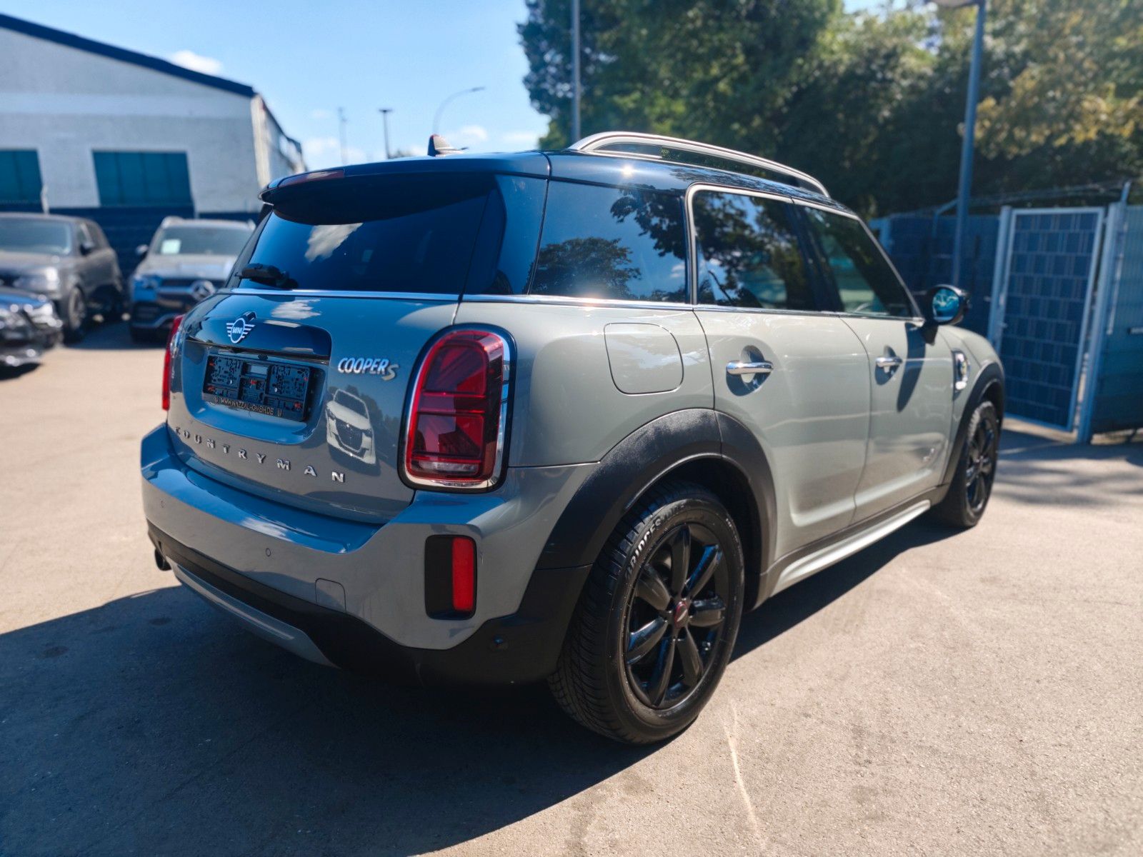 Fahrzeugabbildung MINI COUNTRYMAN COOPER SE *AUT*LED*SHZ*PANORAMA*KAM*