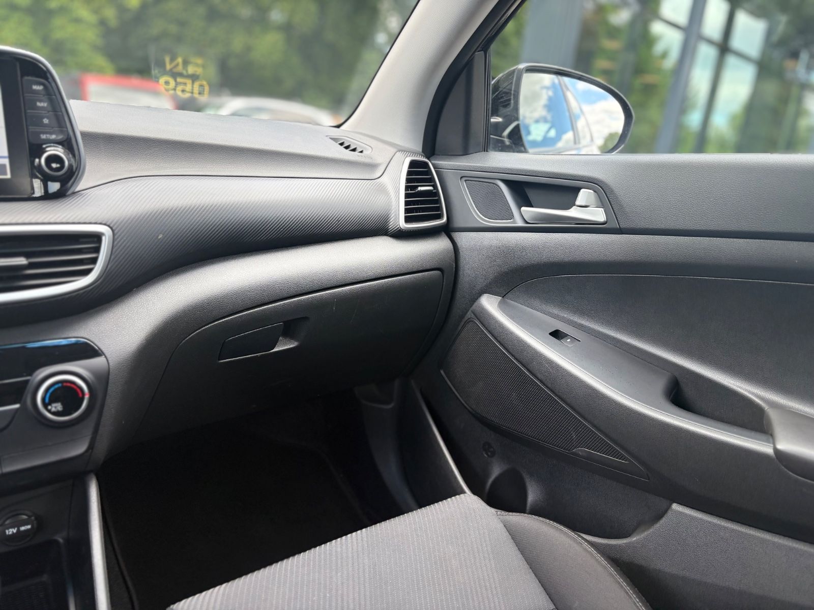 Fahrzeugabbildung Hyundai TUCSON STYLE 2WD *SHZ*ALU*NAVI*LED*KAM*