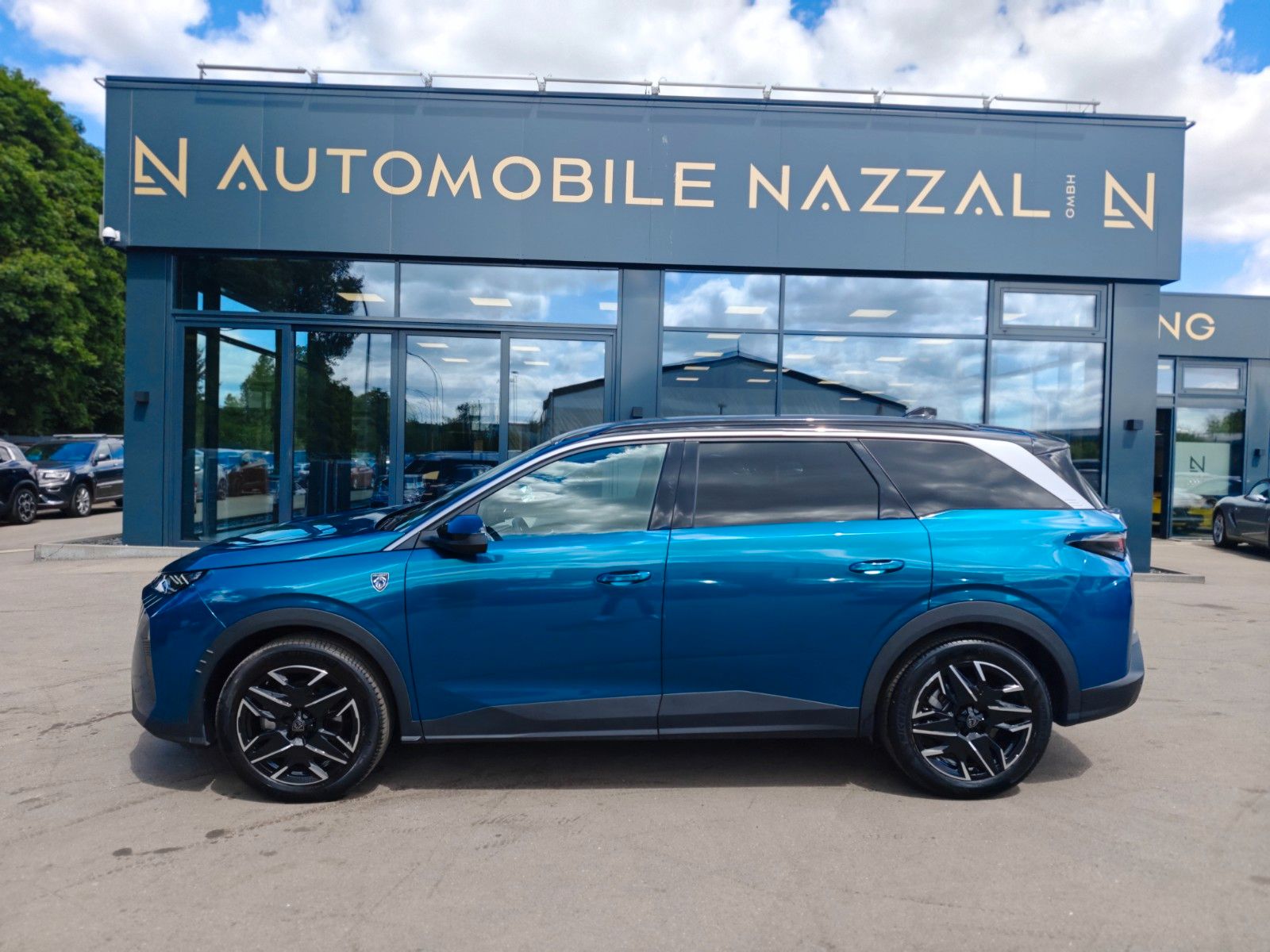 Fahrzeugabbildung Peugeot 5008 GT*APPLE CAR*NAVI*GARANTIE*7-SITZER*KAMERA*