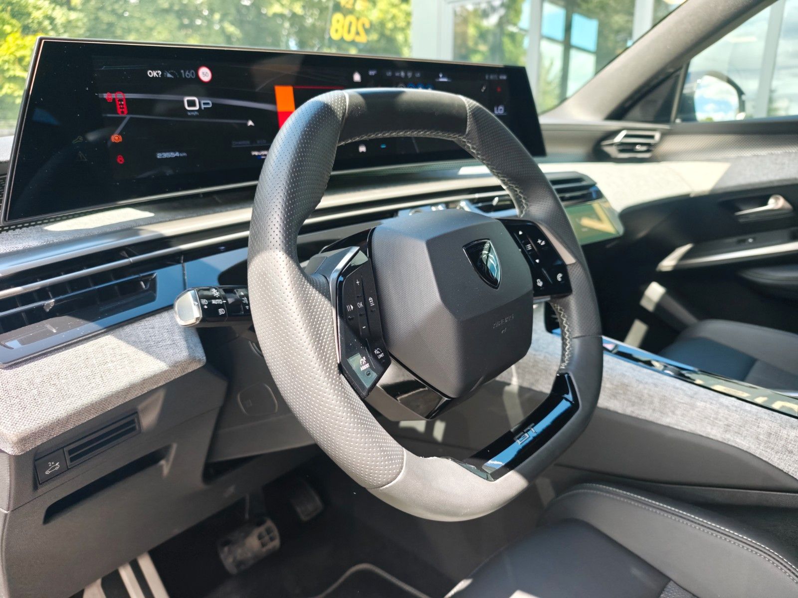 Fahrzeugabbildung Peugeot 5008 GT*APPLE CAR*NAVI*GARANTIE*7-SITZER*KAMERA*