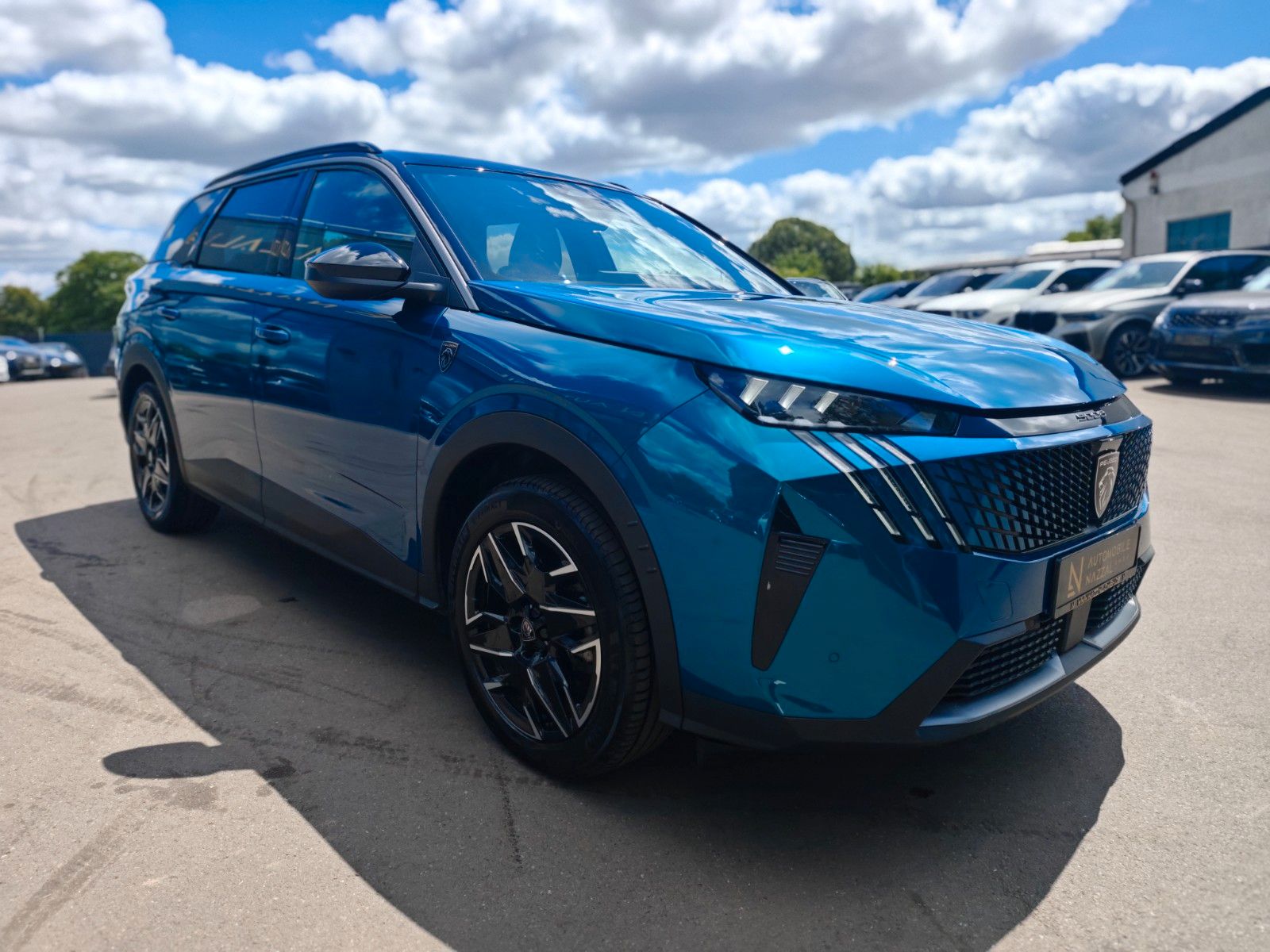 Fahrzeugabbildung Peugeot 5008 GT*APPLE CAR*NAVI*GARANTIE*7-SITZER*KAMERA*