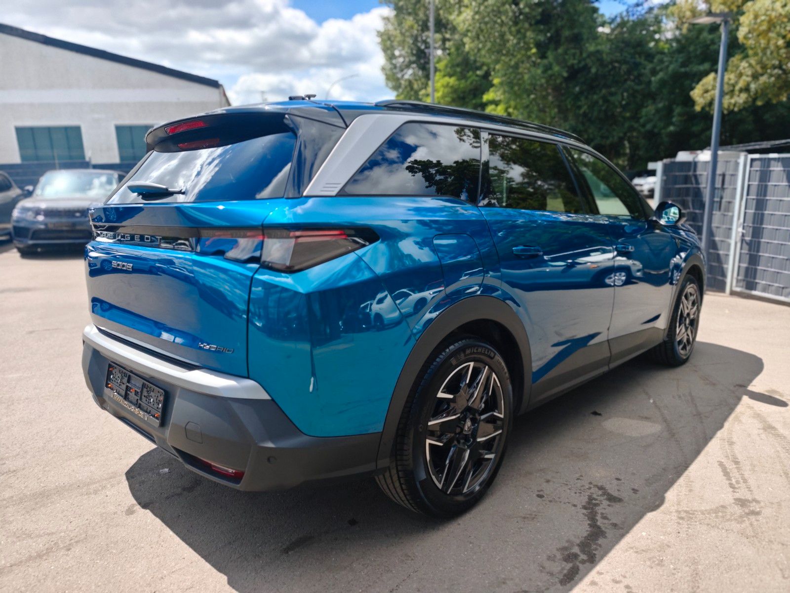Fahrzeugabbildung Peugeot 5008 GT*APPLE CAR*NAVI*GARANTIE*7-SITZER*KAMERA*