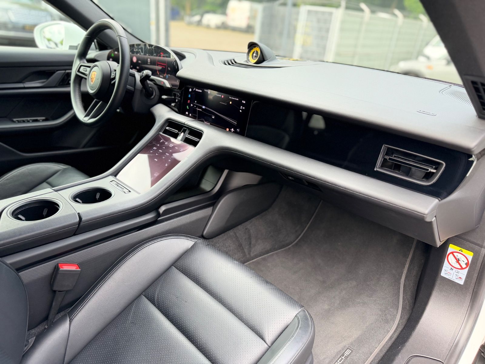 Fahrzeugabbildung Porsche TAYCAN CROSS TURISMO 4*PERFORMANCE PLUS*LED*TOP