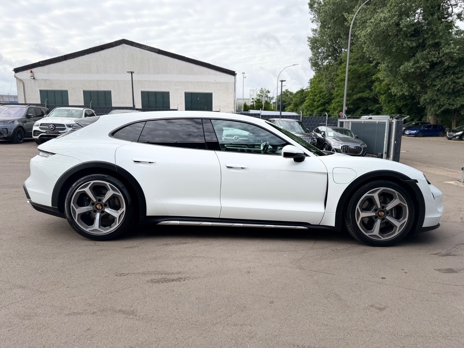 Fahrzeugabbildung Porsche TAYCAN CROSS TURISMO 4*PERFORMANCE PLUS*LED*TOP
