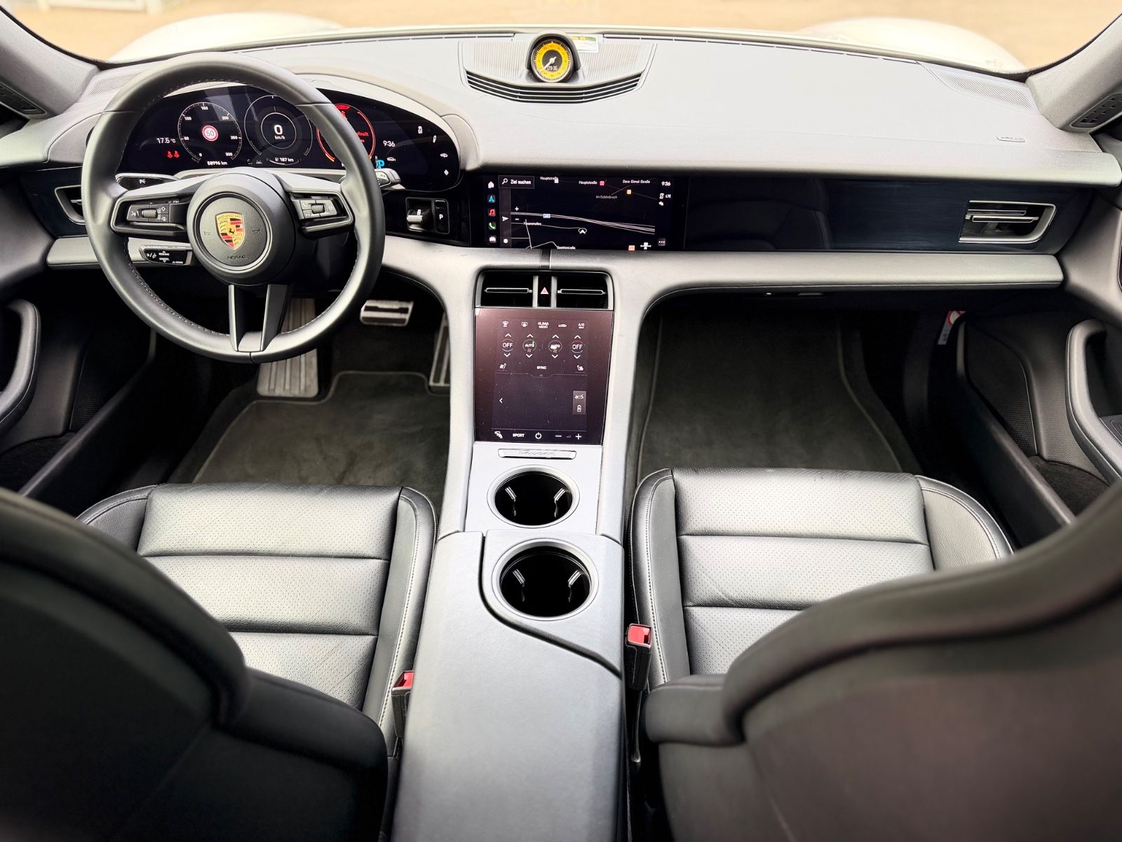 Fahrzeugabbildung Porsche TAYCAN CROSS TURISMO 4*PERFORMANCE PLUS*LED*TOP