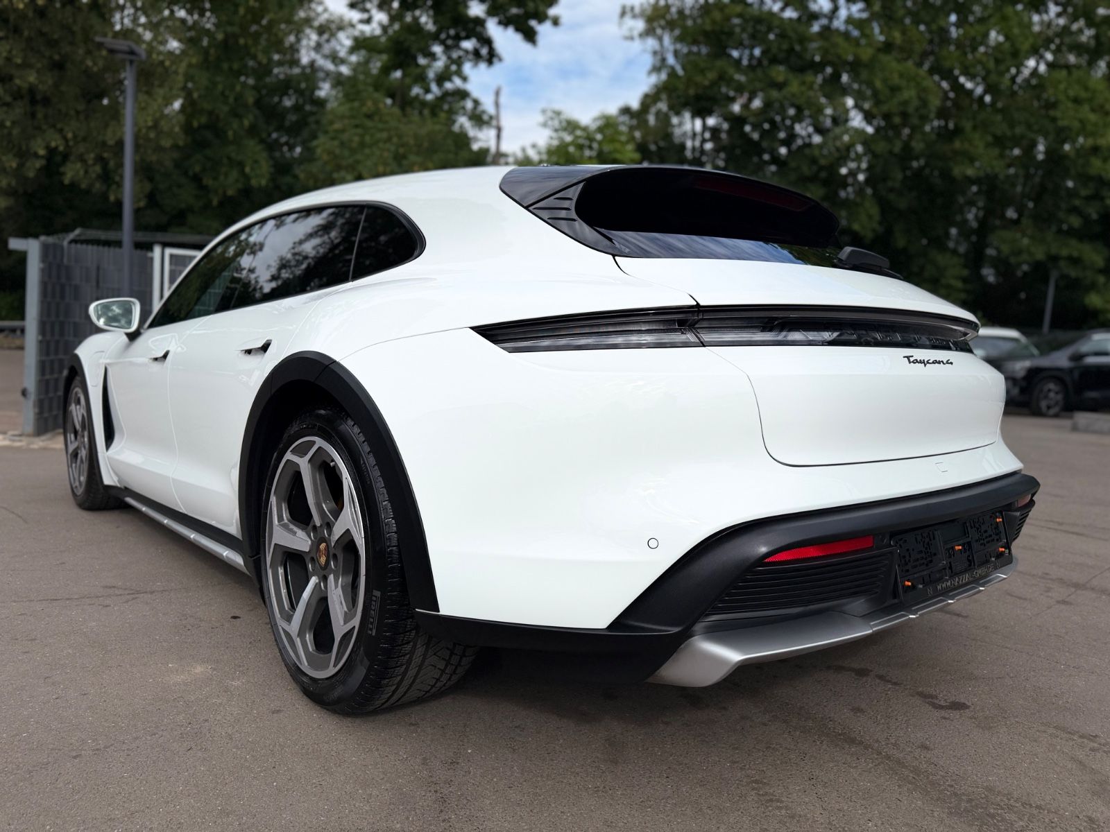 Fahrzeugabbildung Porsche TAYCAN CROSS TURISMO 4*PERFORMANCE PLUS*LED*TOP