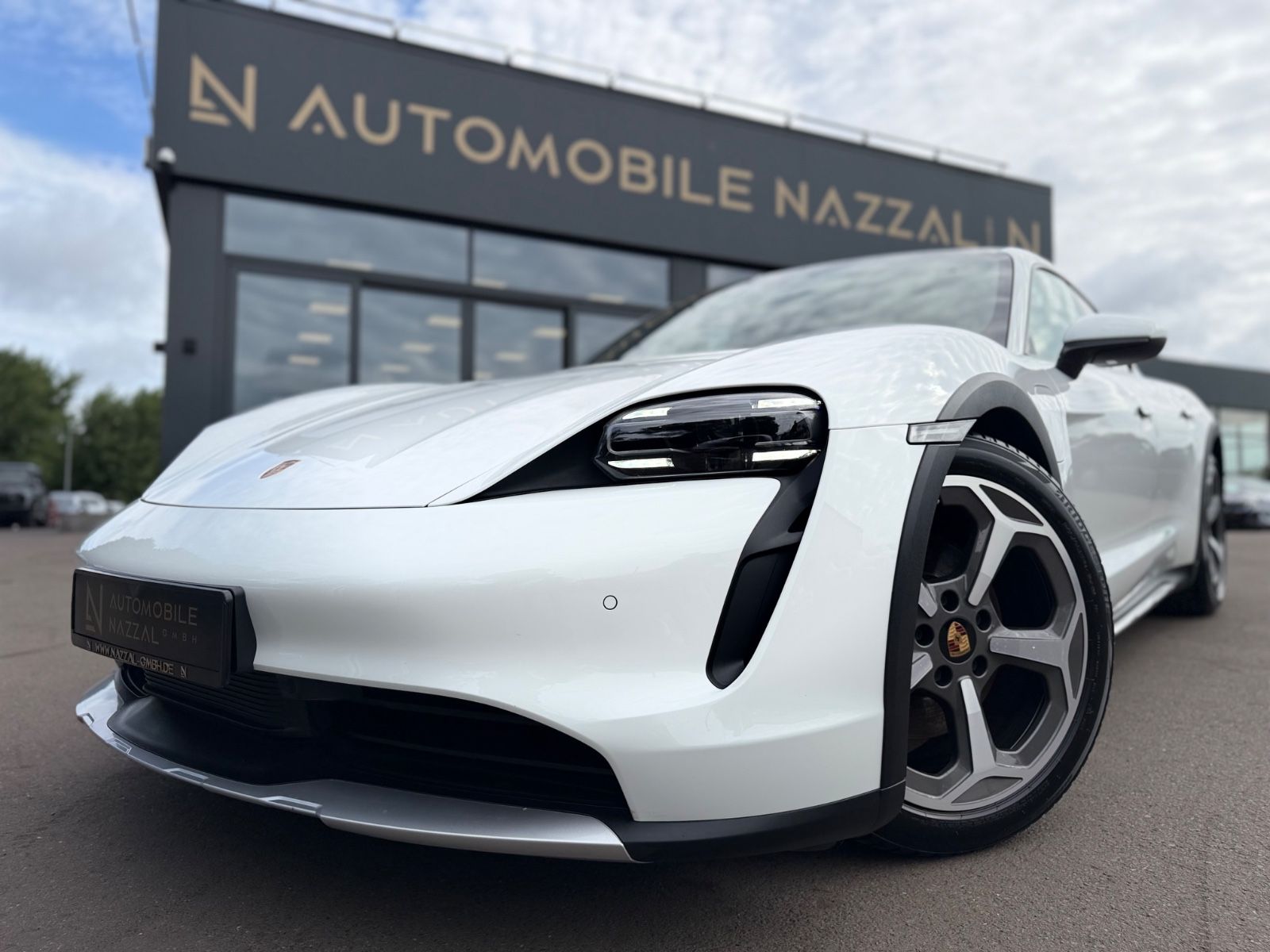 Fahrzeugabbildung Porsche TAYCAN CROSS TURISMO 4*PERFORMANCE PLUS*LED*TOP