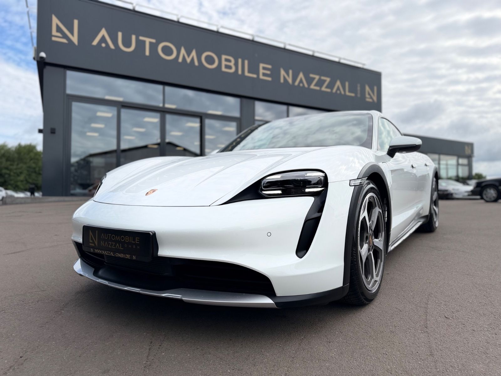 Fahrzeugabbildung Porsche TAYCAN CROSS TURISMO 4*PERFORMANCE PLUS*LED*TOP