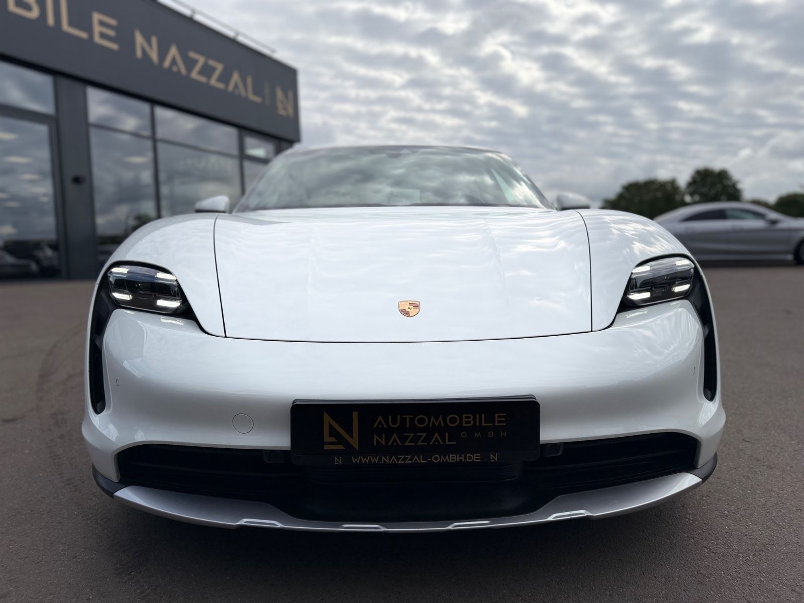 Fahrzeugabbildung Porsche TAYCAN CROSS TURISMO 4*PERFORMANCE PLUS*LED*TOP