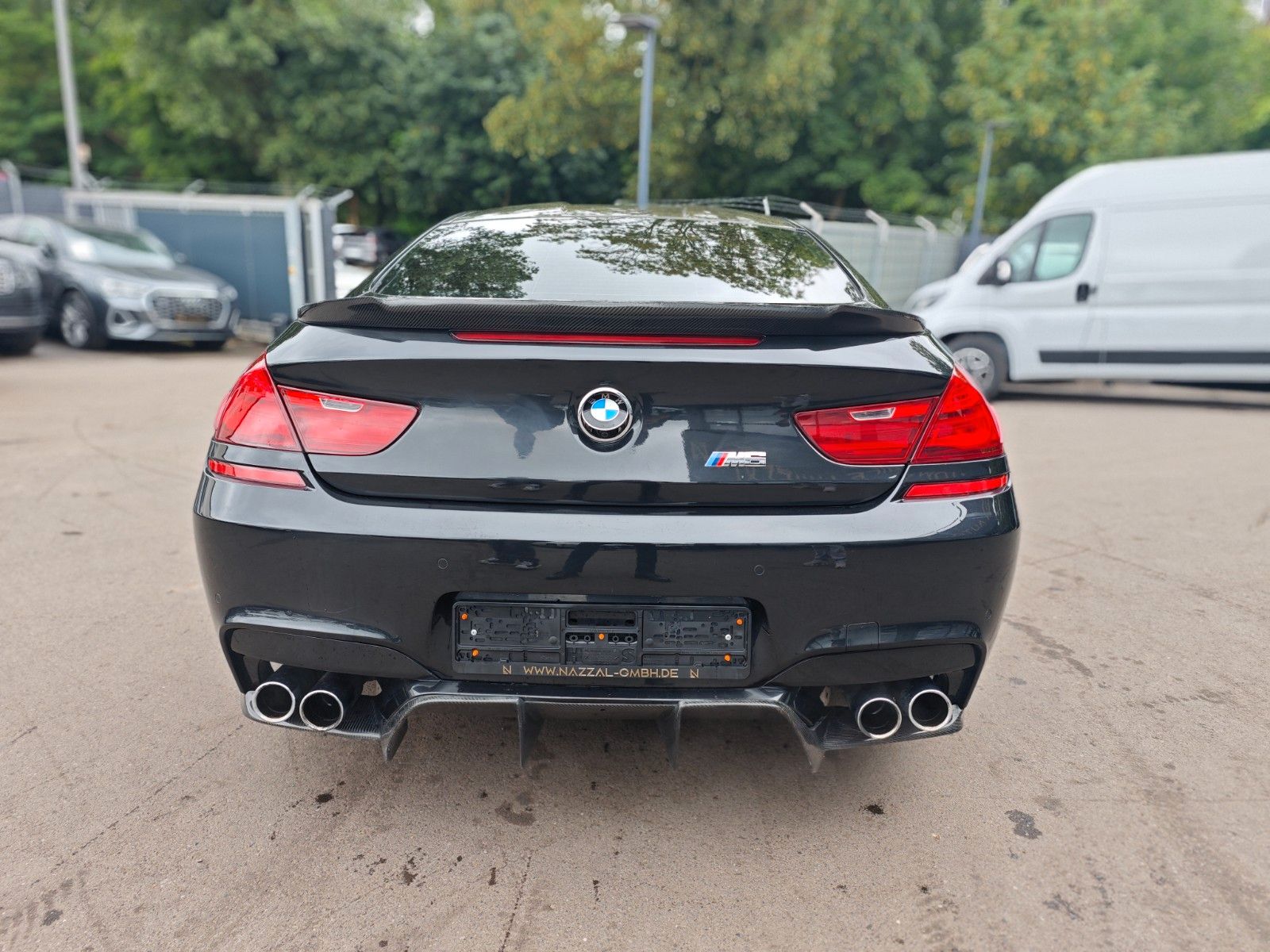 Fahrzeugabbildung BMW M6 COUPÉ *AUT.*CARBON*KAMERA*LED*20.Z*HEAD-UP*