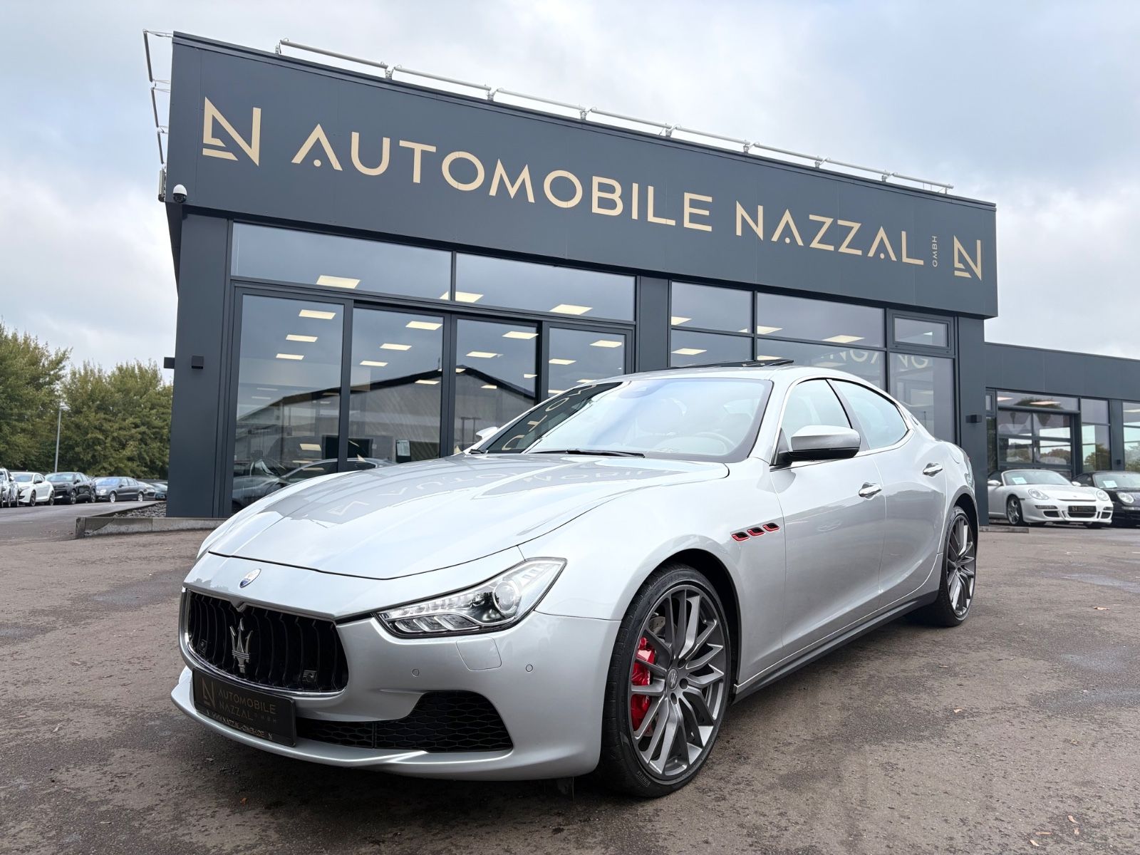 Maserati GHIBLI S Q4 *PANO*LEDER*NAVI*LED*KAM*SHZ*