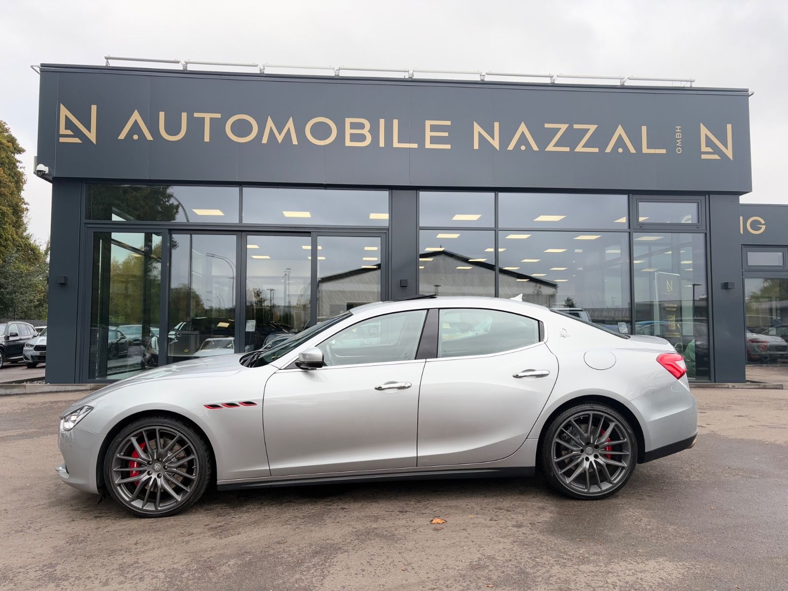 Fahrzeugabbildung Maserati GHIBLI S Q4 *PANO*LEDER*NAVI*LED*KAM*SHZ*