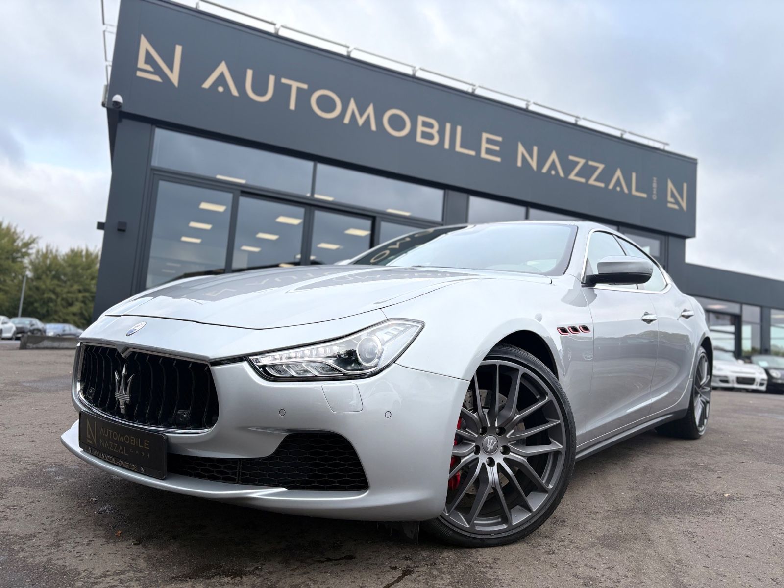 Fahrzeugabbildung Maserati GHIBLI S Q4 *PANO*LEDER*NAVI*LED*KAM*SHZ*