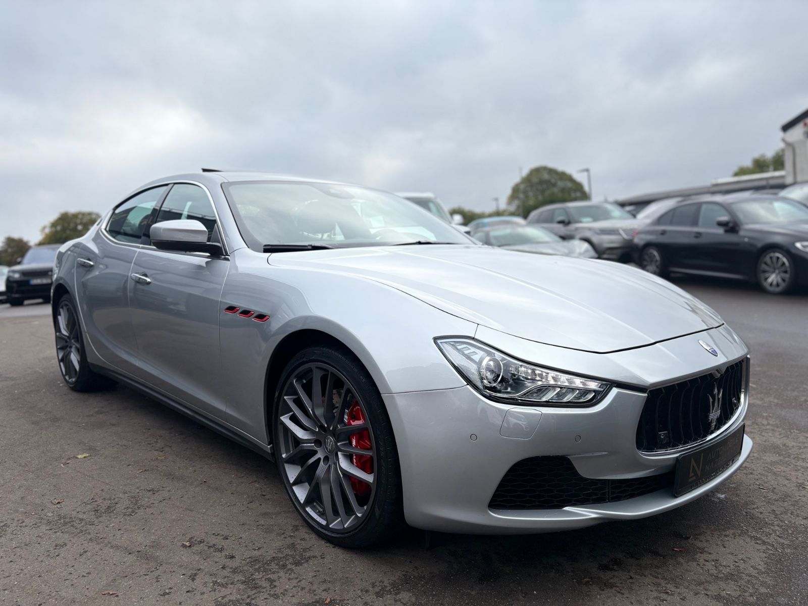 Fahrzeugabbildung Maserati GHIBLI S Q4 *PANO*LEDER*NAVI*LED*KAM*SHZ*