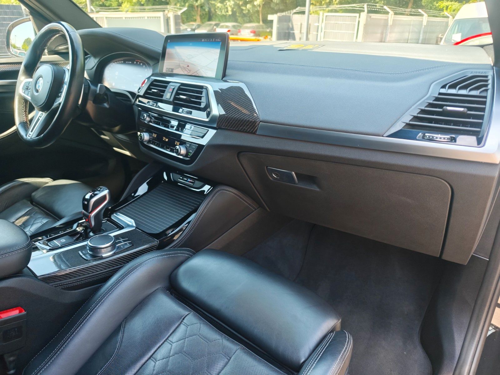 Fahrzeugabbildung BMW X3 M COMPETITION*2.HD*PANO*HARMAN*4X SHZ*CARBON*