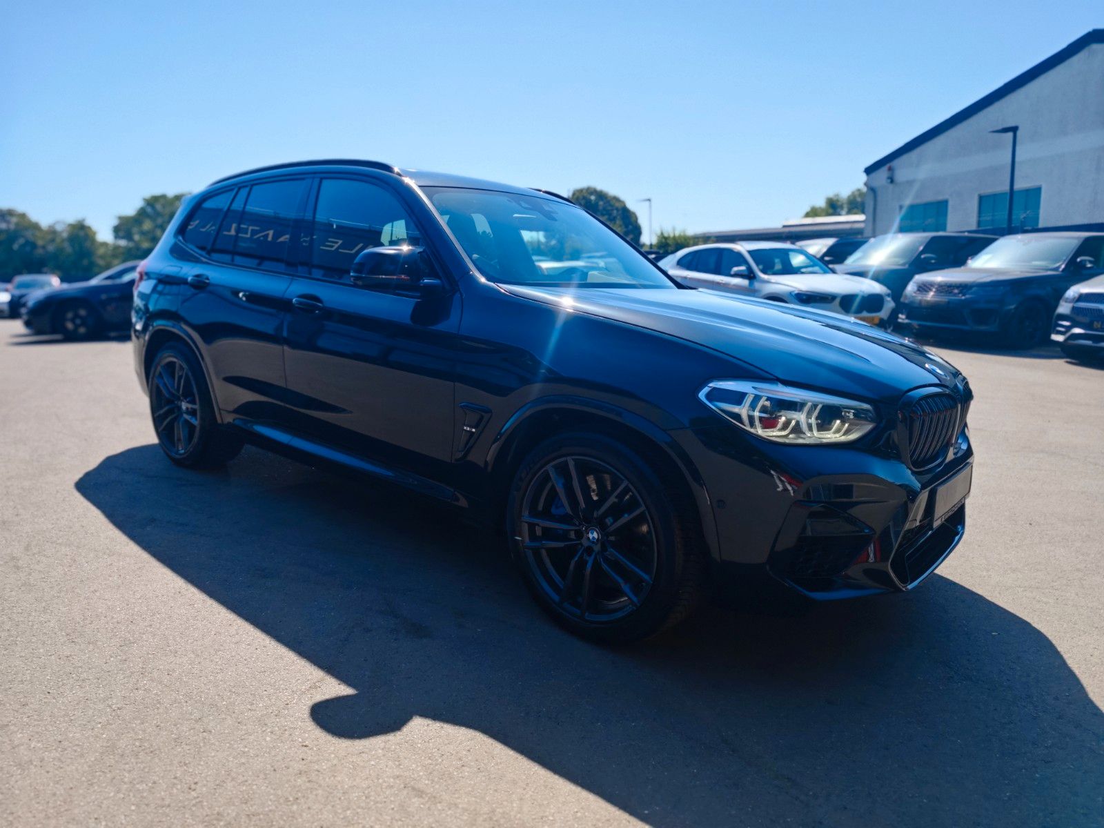 Fahrzeugabbildung BMW X3 M COMPETITION*2.HD*PANO*HARMAN*4X SHZ*CARBON*