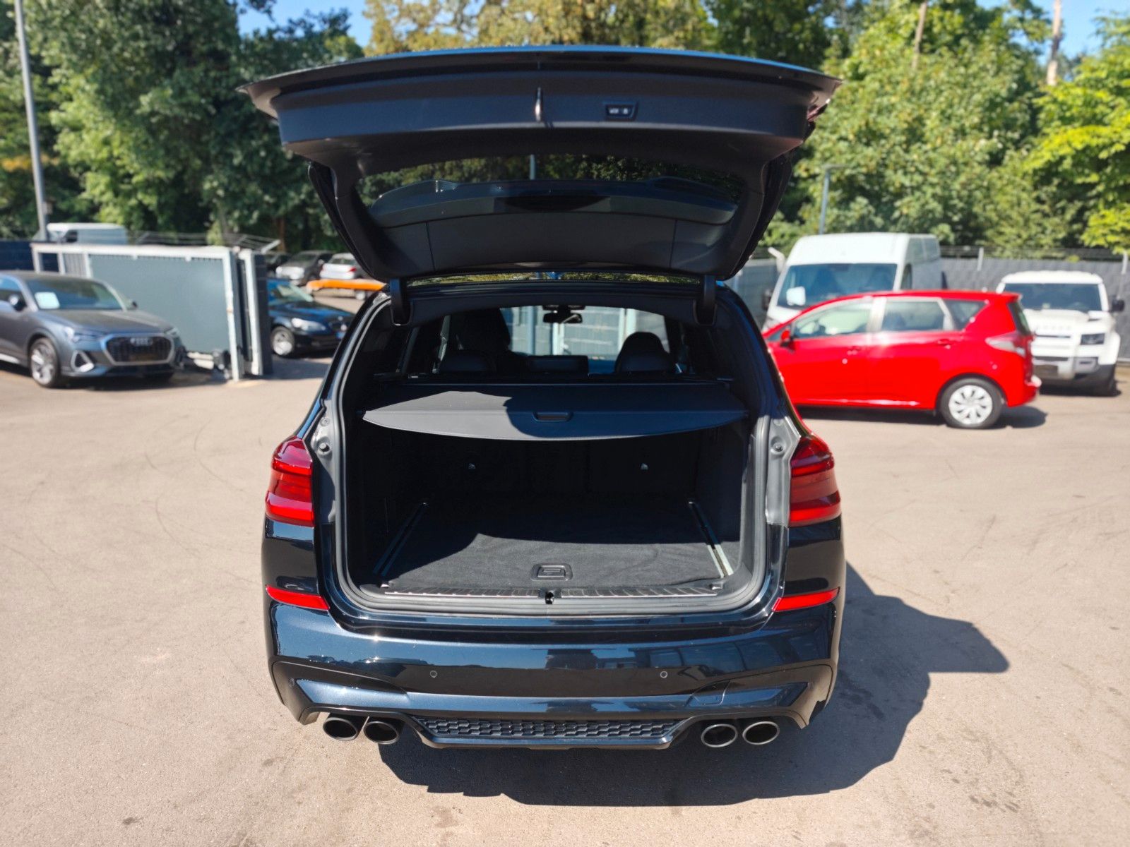 Fahrzeugabbildung BMW X3 M COMPETITION*2.HD*PANO*HARMAN*4X SHZ*CARBON*