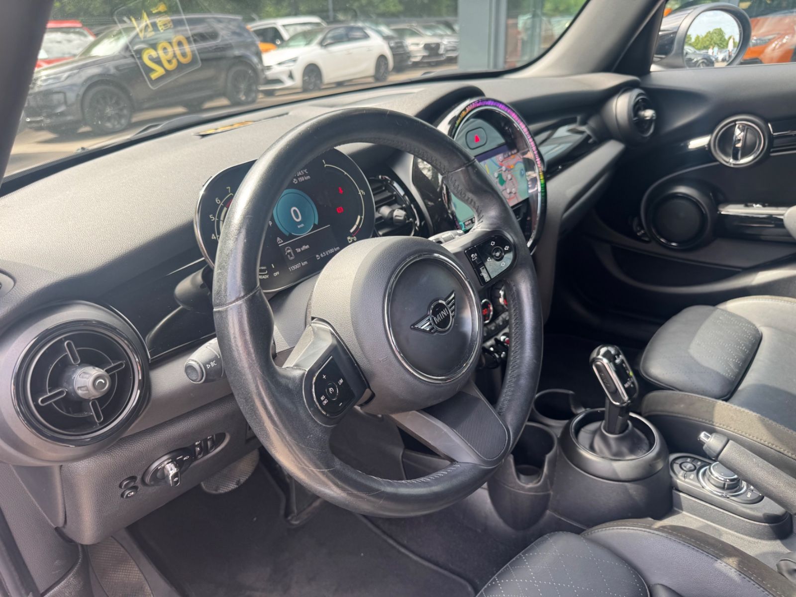 Fahrzeugabbildung MINI COOPER S FACELIFT *TRIM*2.HD*AUT*PANO*5.TRG*TOP