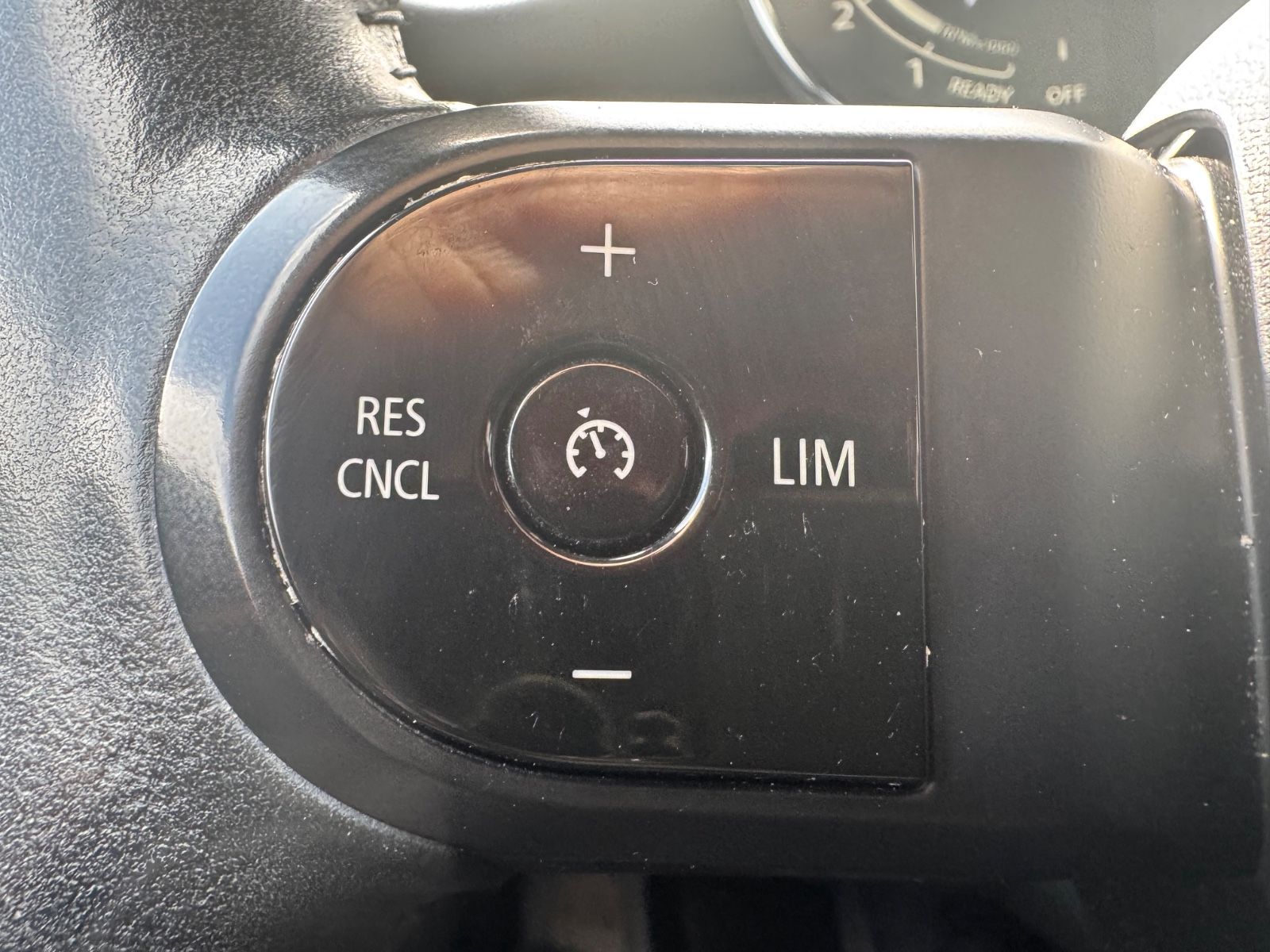 Fahrzeugabbildung MINI COOPER S FACELIFT *TRIM*2.HD*AUT*PANO*5.TRG*TOP