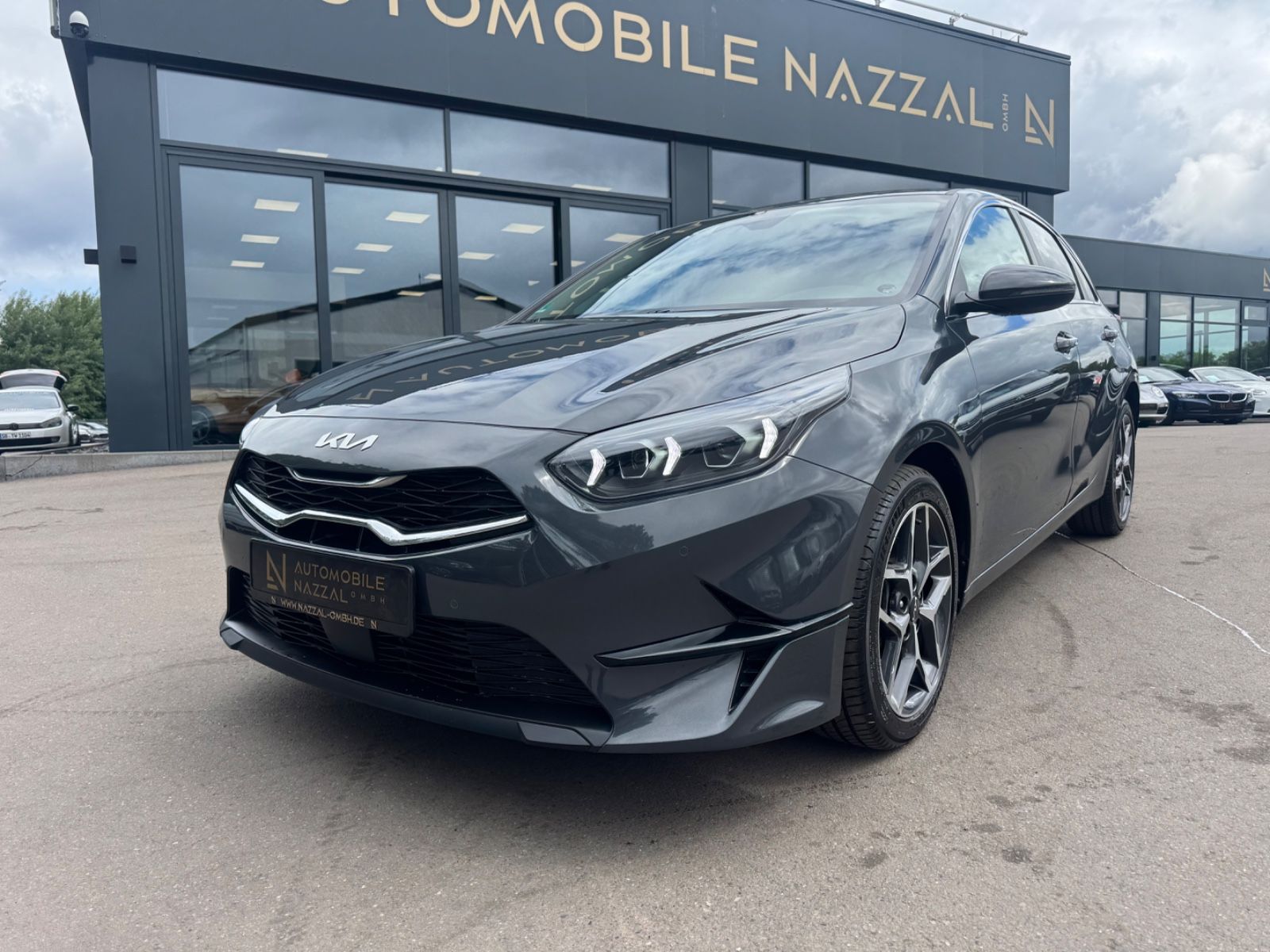 Fahrzeugabbildung Kia CEED ULTIMATE EDITION*1.HD*AUT*LED*SHZ*KAMERA*