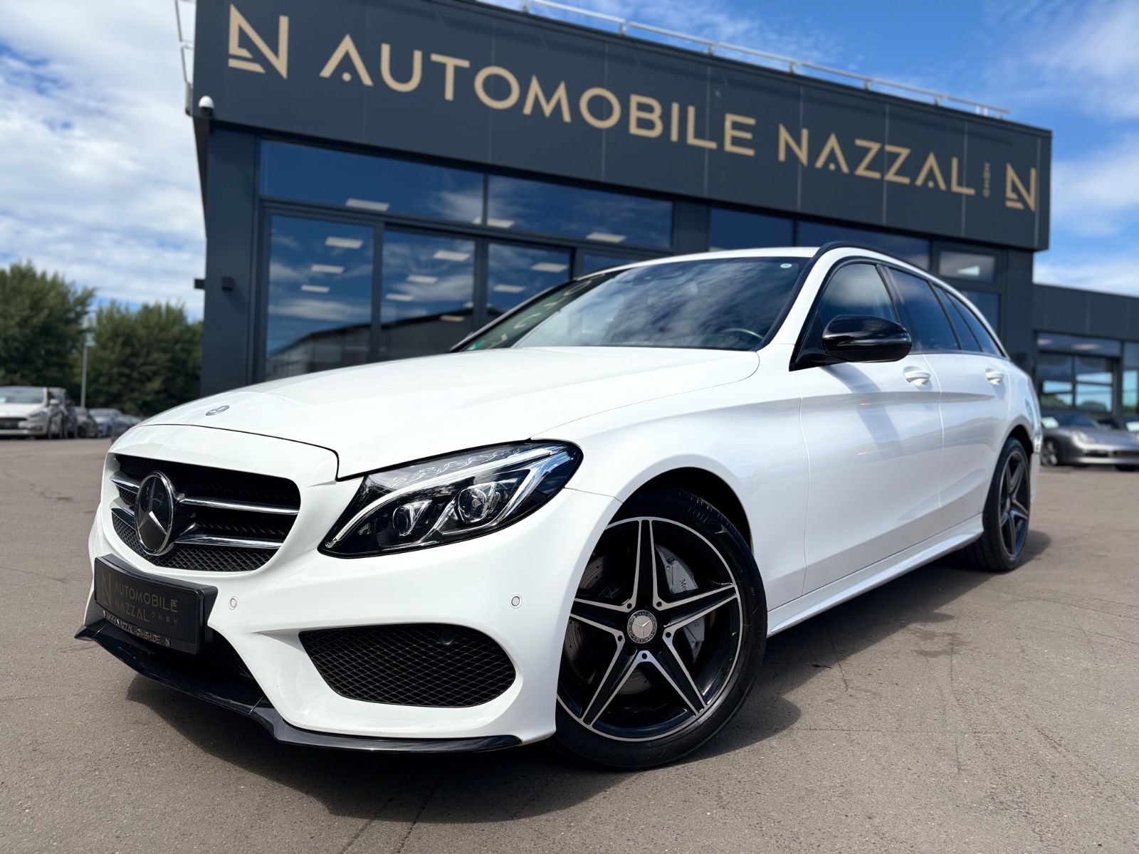 Fahrzeugabbildung Mercedes-Benz C 400 T 4MATIC AMG LINE *NIGHT PAKET*LED*KAM*