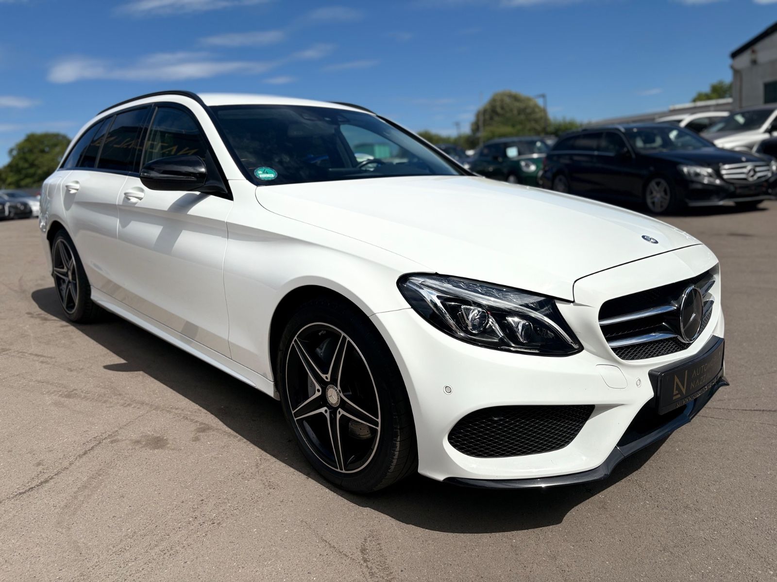 Fahrzeugabbildung Mercedes-Benz C 400 T 4MATIC AMG LINE *NIGHT PAKET*LED*KAM*