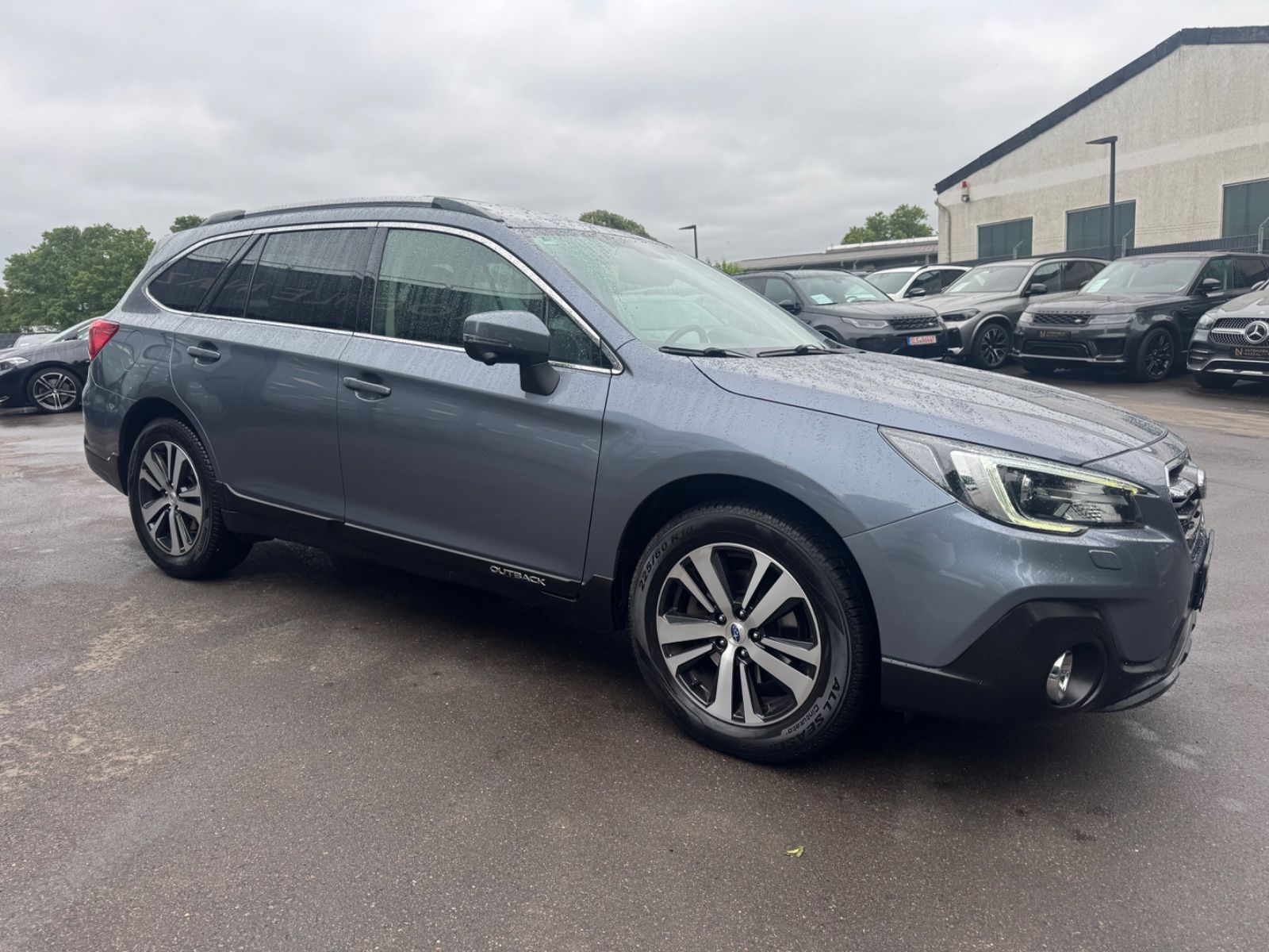 Fahrzeugabbildung Subaru OUTBACK SPORT*AUTOMATIK*R-KAMERA*NAVI*LED*AHK*