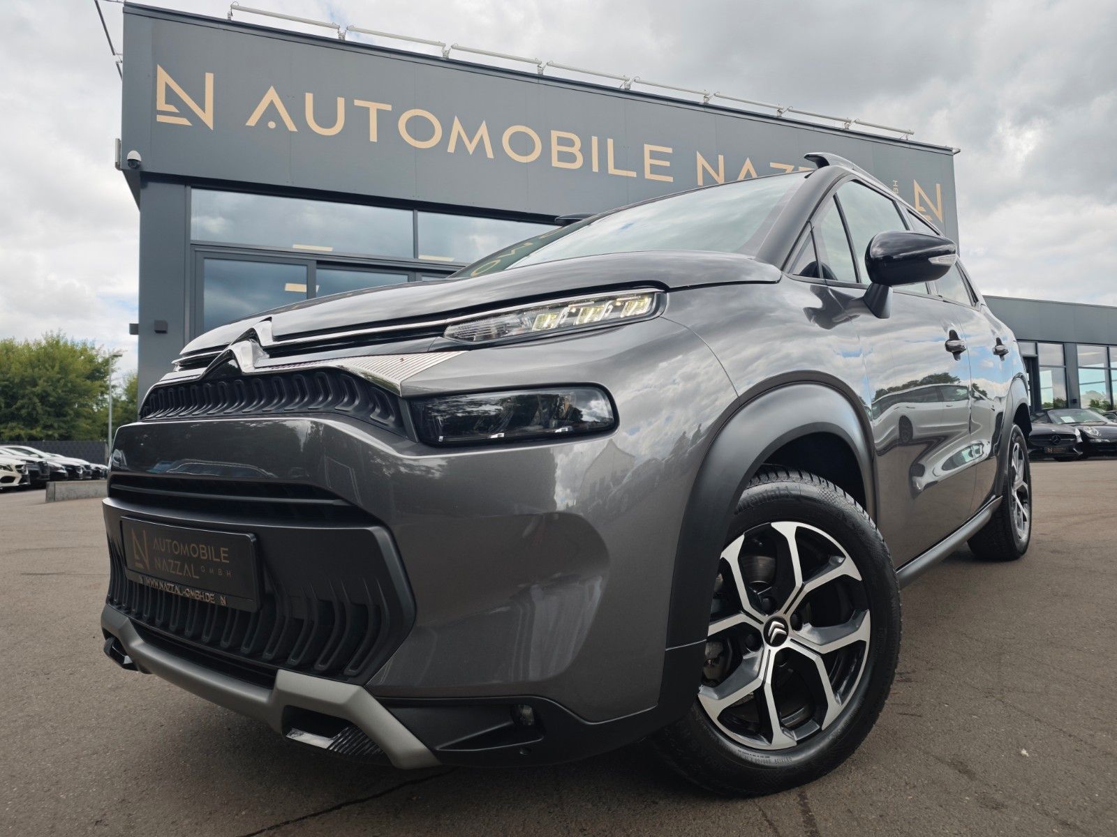 Fahrzeugabbildung Citroën C3 AIRCROSS*STYLE DESIGN PAKET*KAMERA*TEILLEDER*