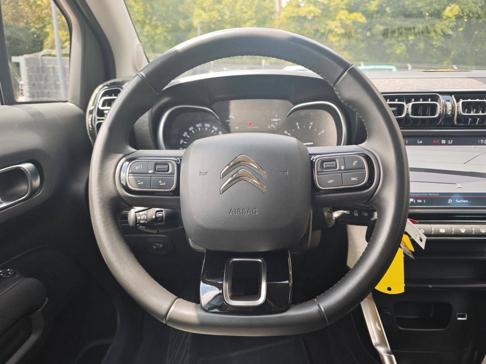 Fahrzeugabbildung Citroën C3 AIRCROSS*STYLE DESIGN PAKET*KAMERA*TEILLEDER*